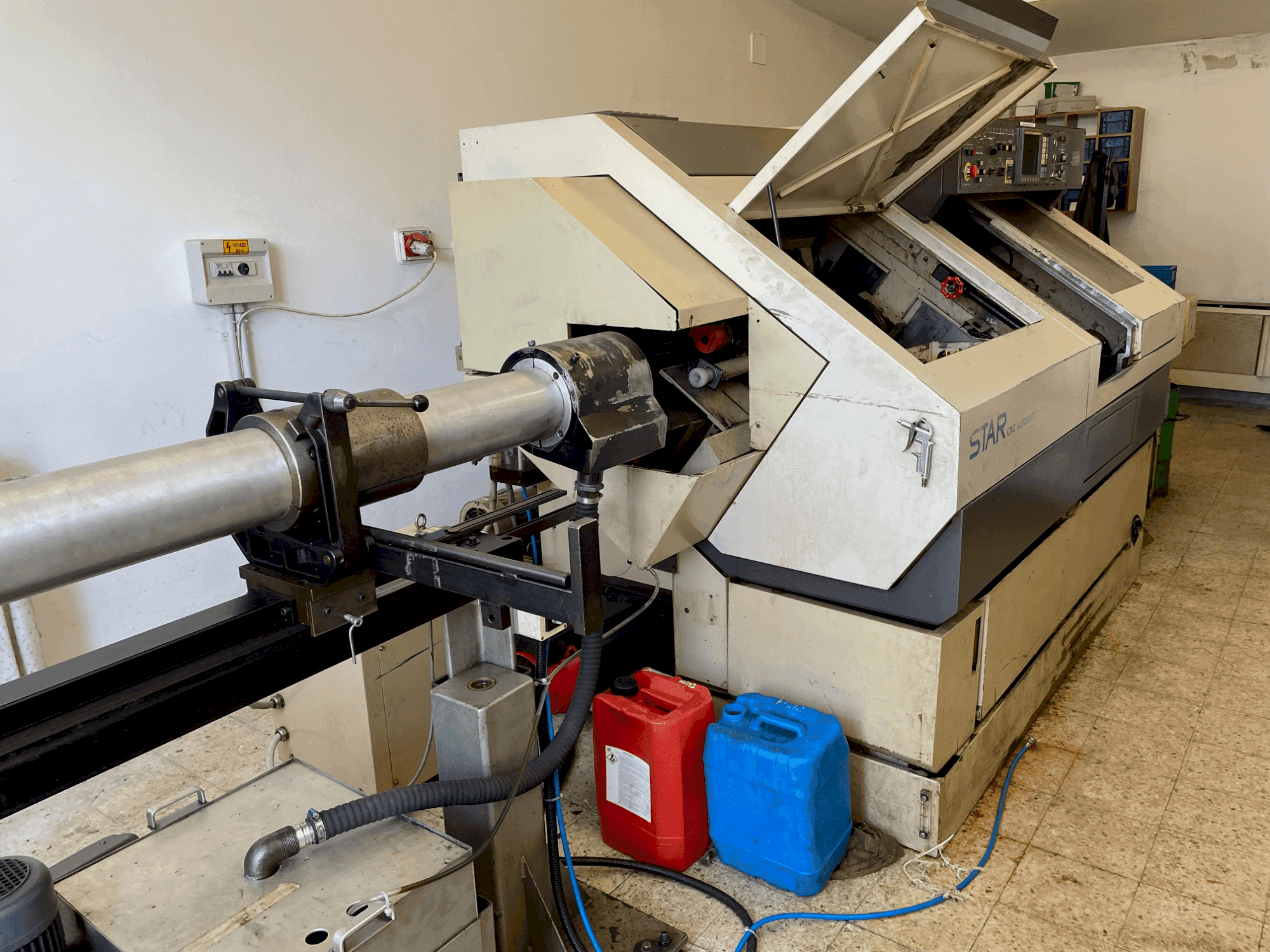 Vooraanzicht van Star KNC 25 7 machine