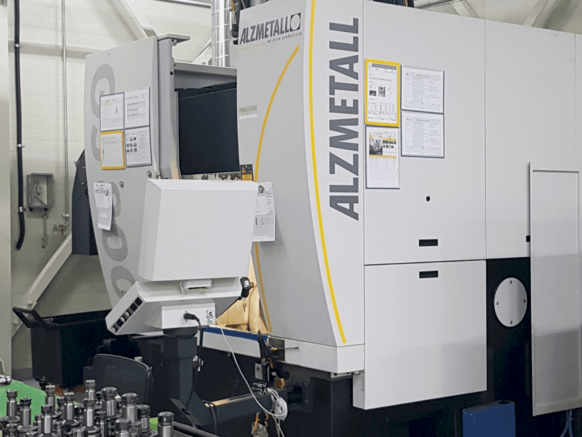 Vooraanzicht van Alzmetall GS800/5-T machine