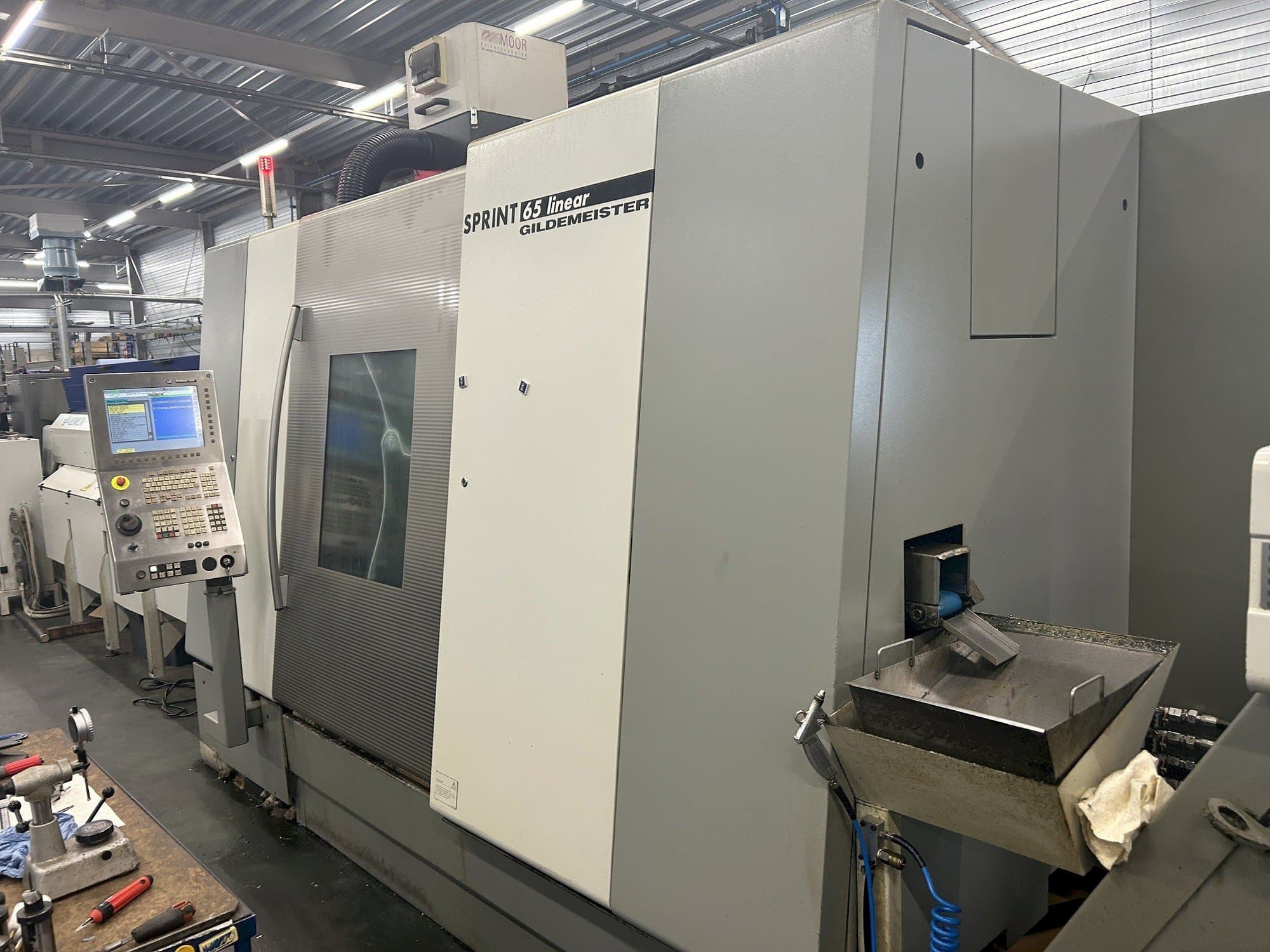 Vooraanzicht van Gildemeister Sprint 65 linear machine