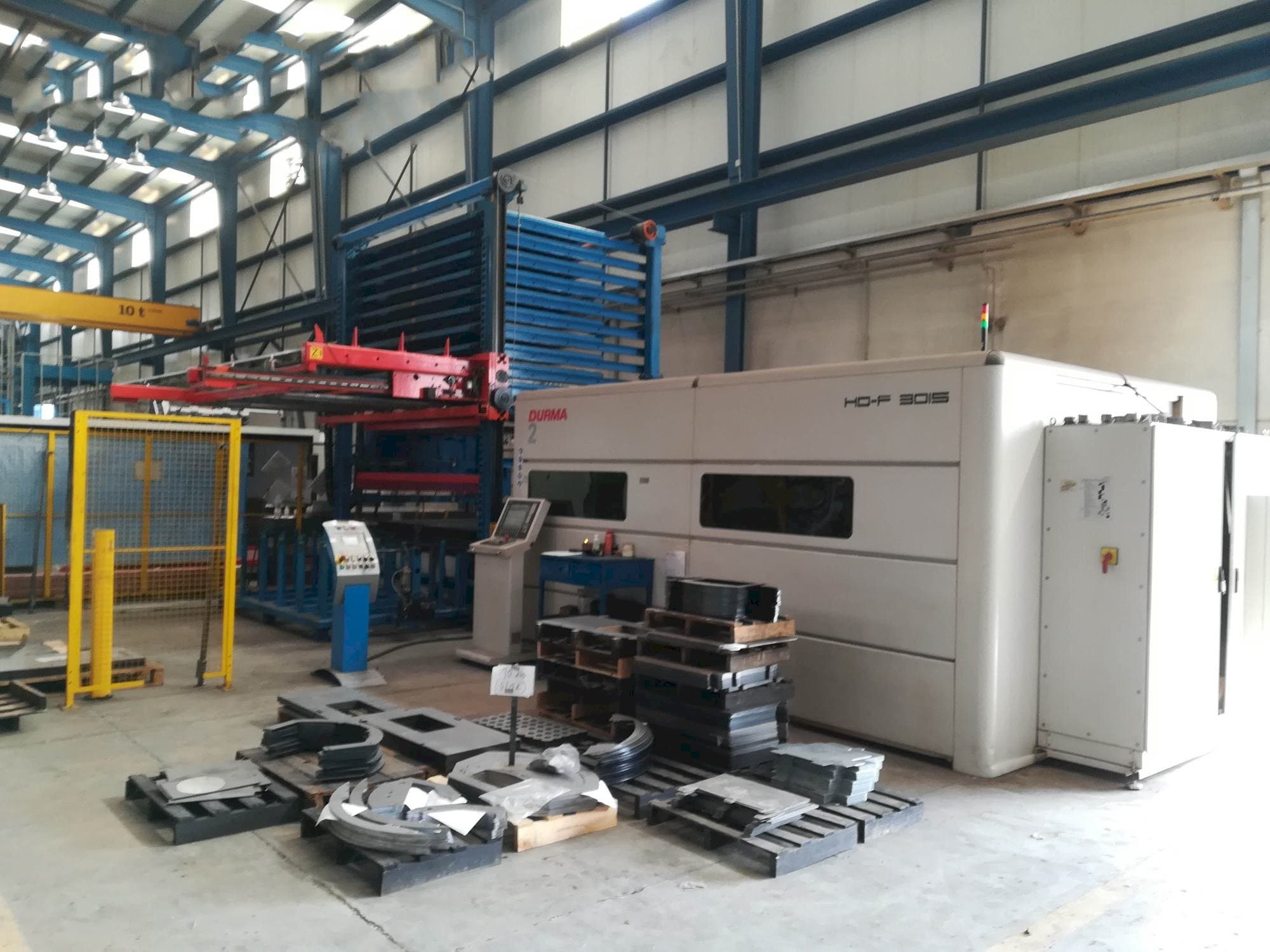 Vooraanzicht van Durma HD-F 3015 machine