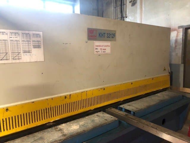 Vooraanzicht  van KNUTH KHT 3212 F  machine