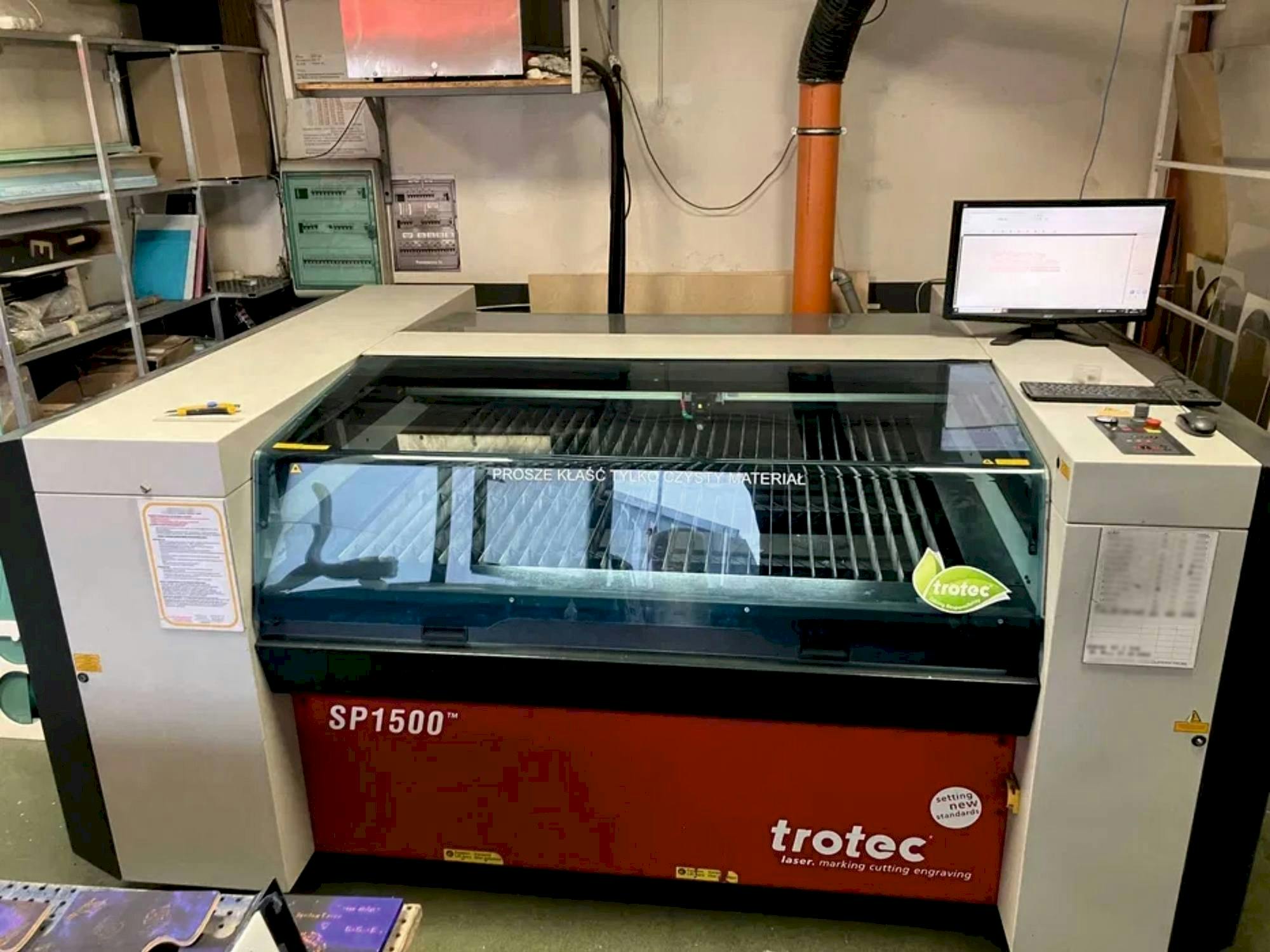 Vooraanzicht  van Trotec SP1500  machine