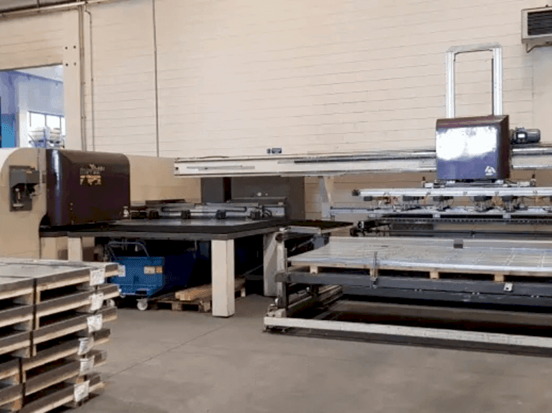 Vooraanzicht van DANOBAT P1631 machine