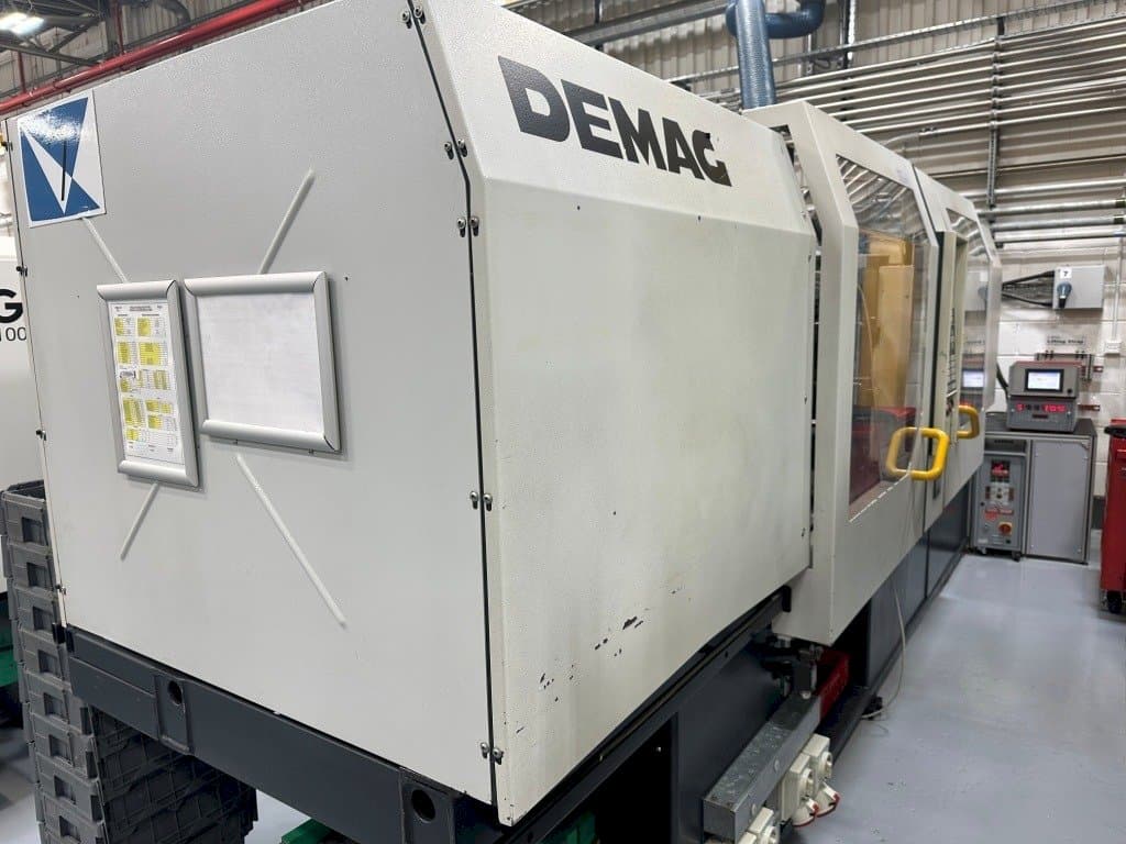 Linkerzijdeaanzicht van DEMAG Ergotech System 1100-200 machine