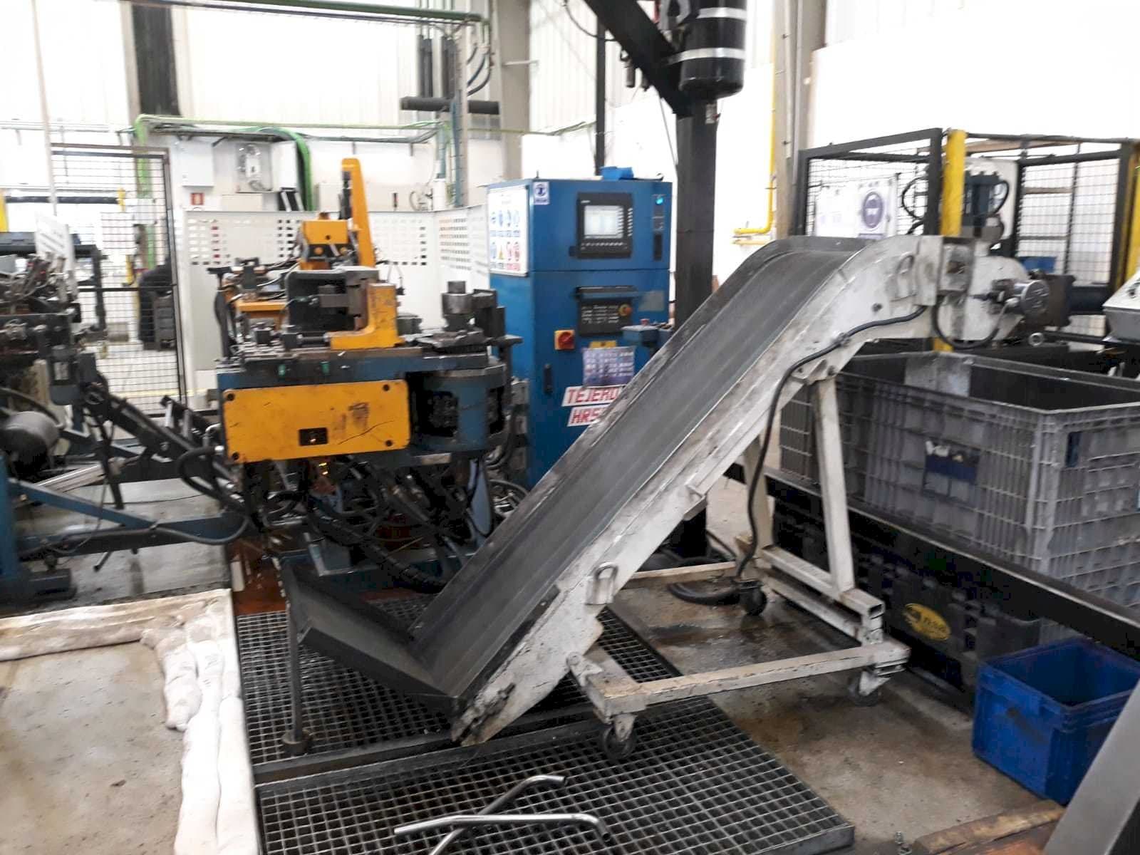 Vooraanzicht van Tejero HR-50-CNC machine