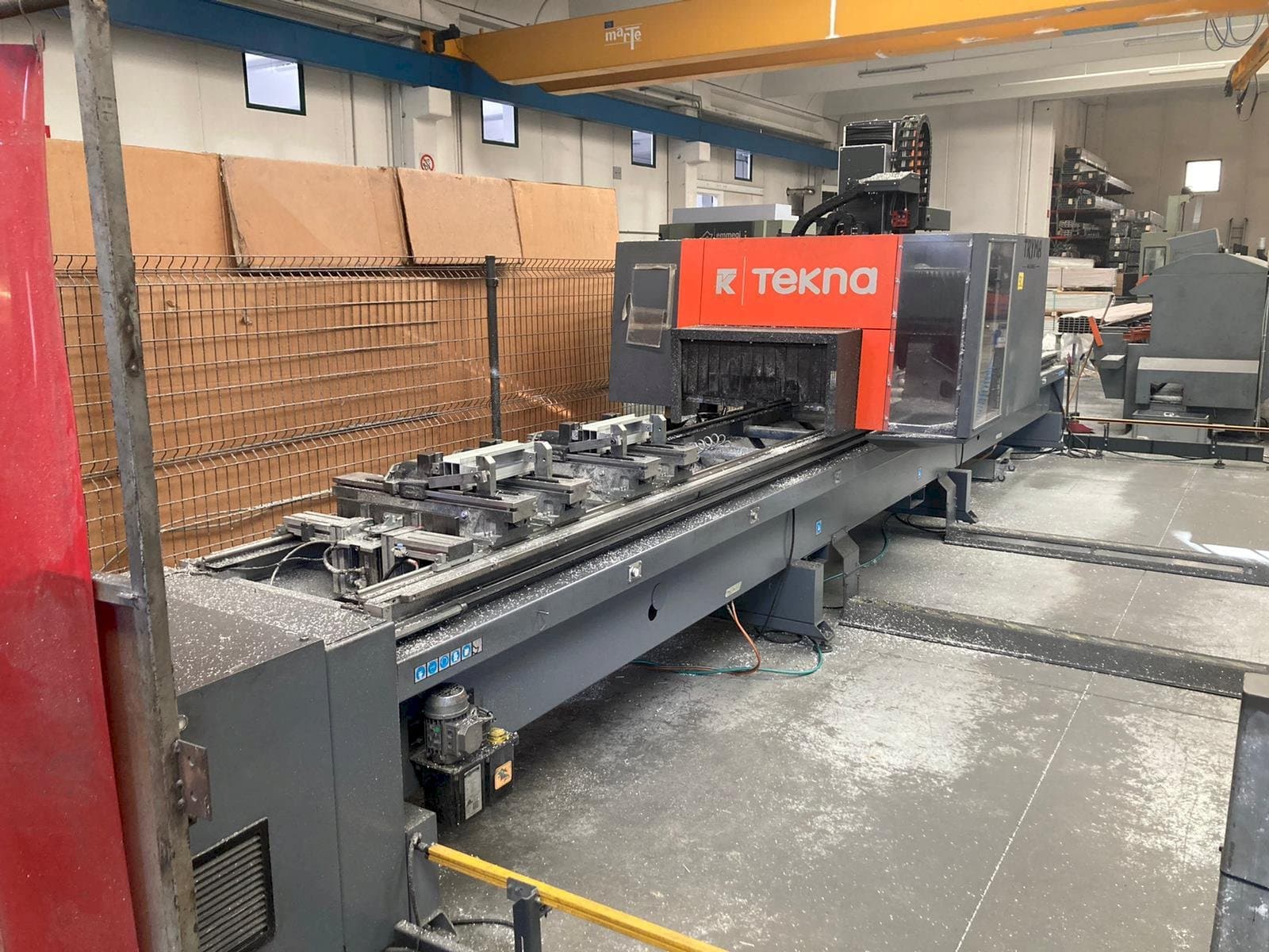 Vooraanzicht  van Tekna TKE 944-7  machine