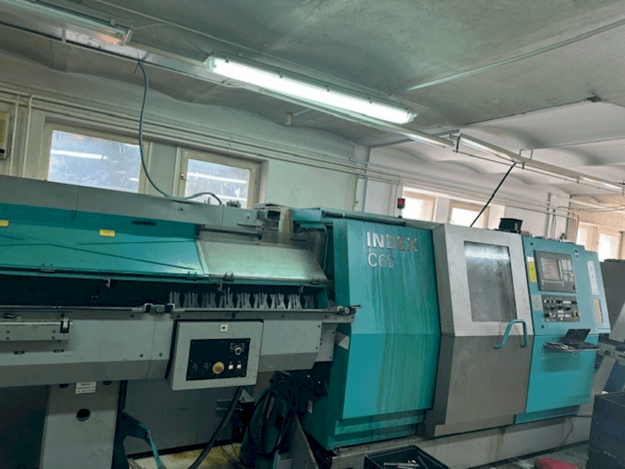 Vooraanzicht van Index C65 machine