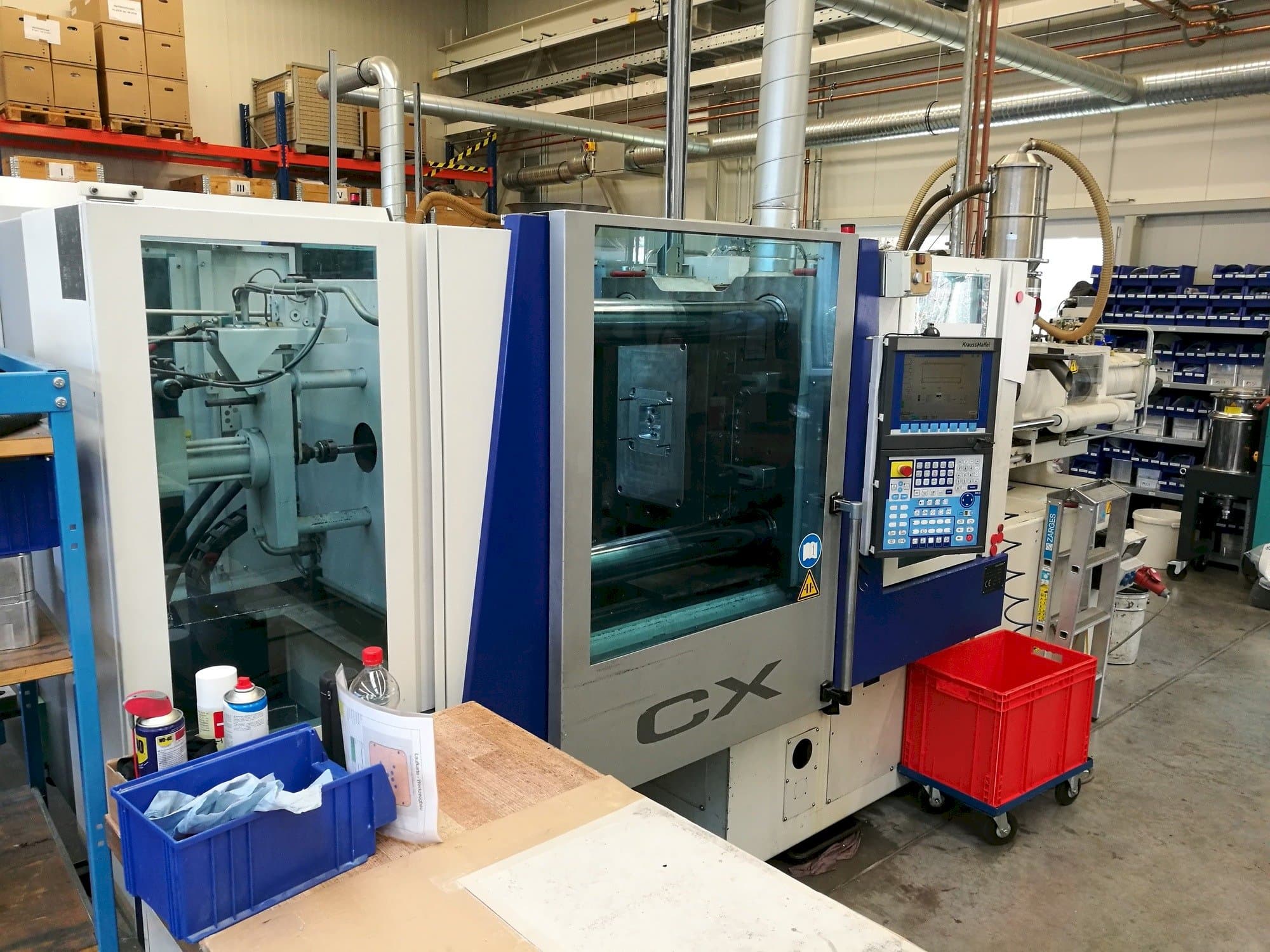 Vooraanzicht van Krauss Maffei 160-1000 CX machine