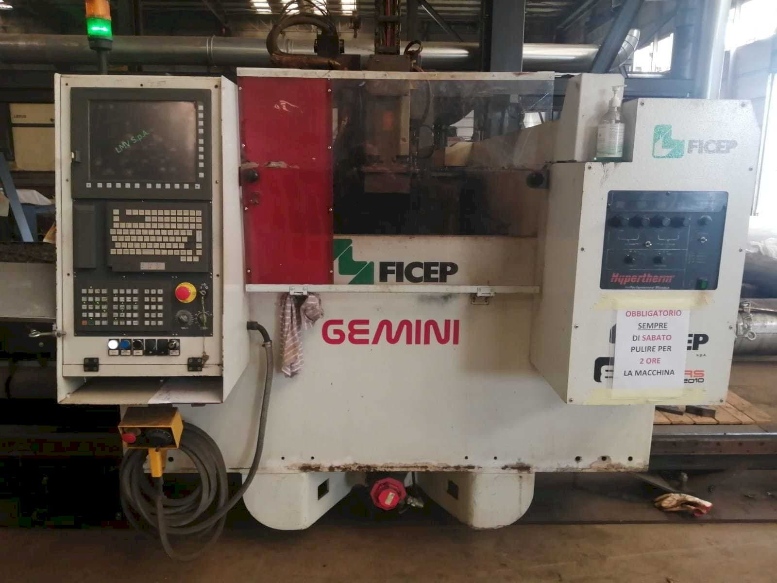 Vooraanzicht van FICEP GEMINI G32 machine