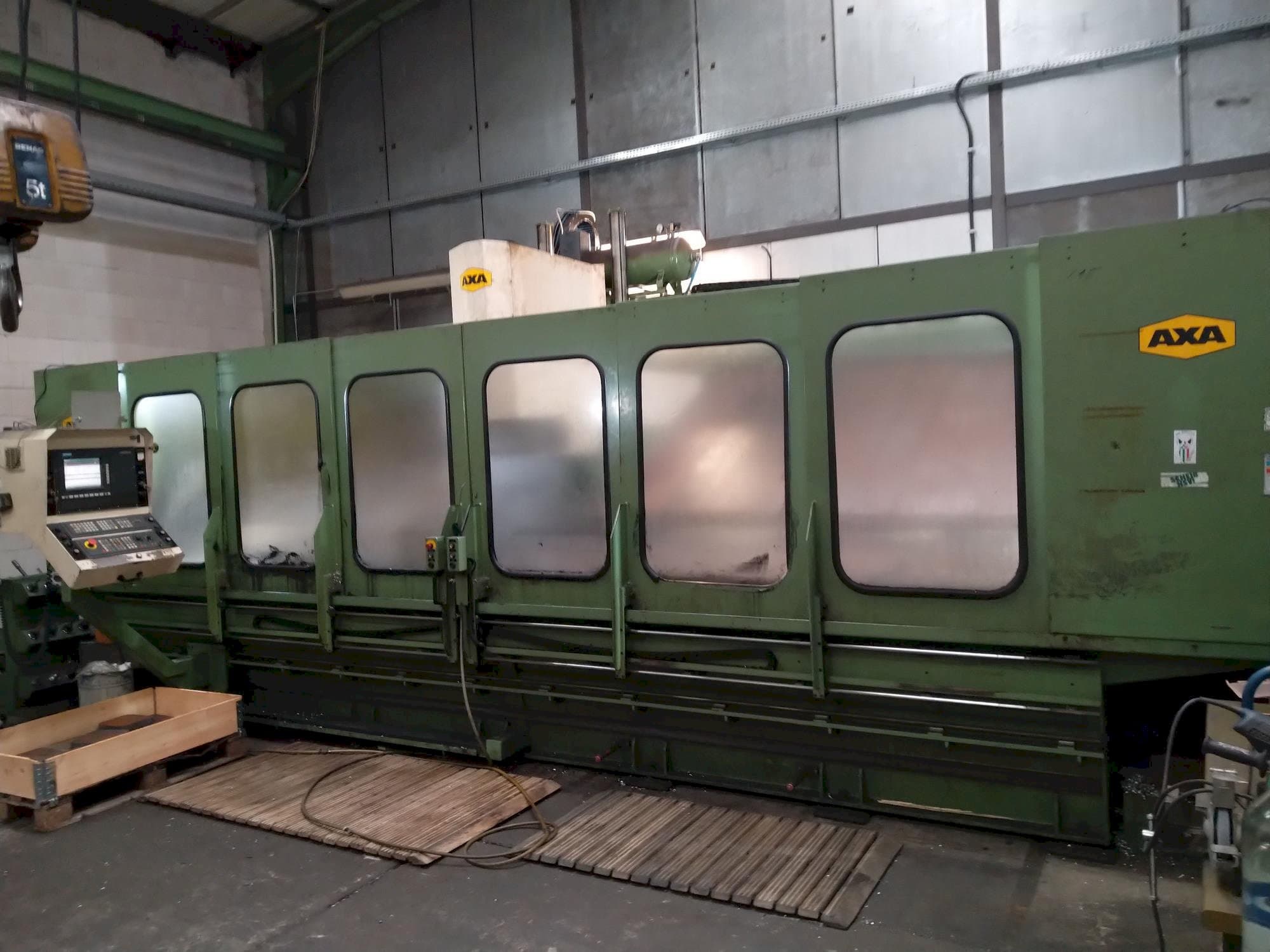 Vooraanzicht van AXA VSC 5000-m machine