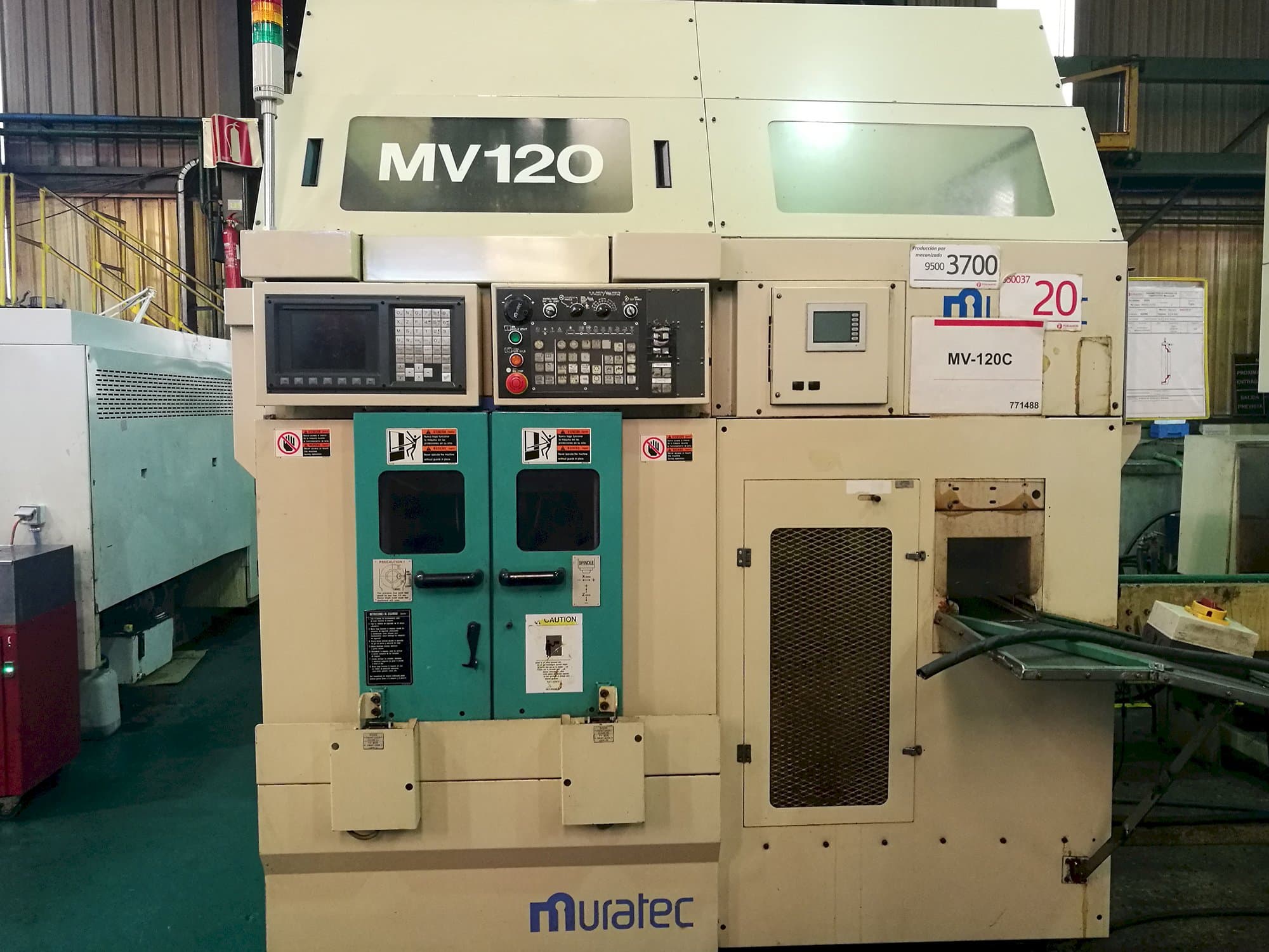 Vooraanzicht van MURATA Muratec MV 120 machine