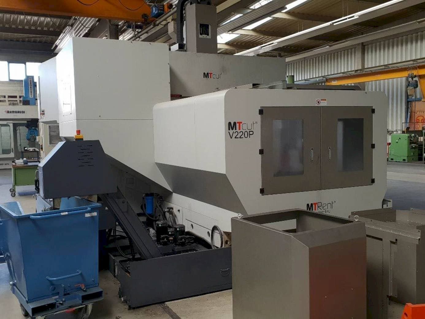 Vooraanzicht van MTcut V220P machine