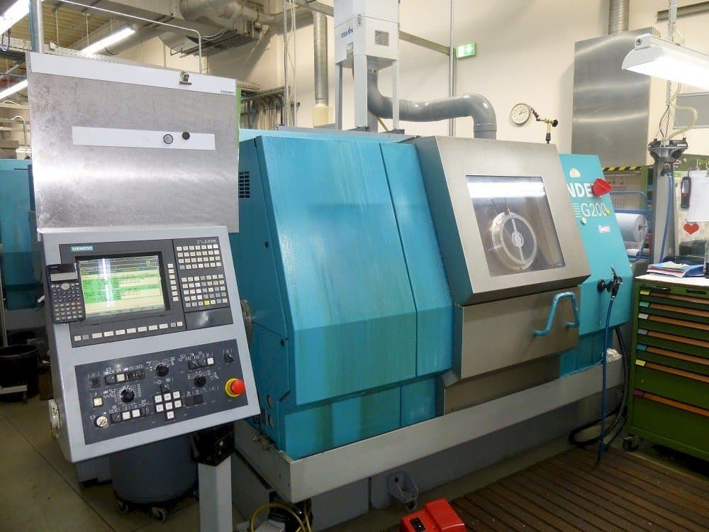 Vooraanzicht van Index G200 machine