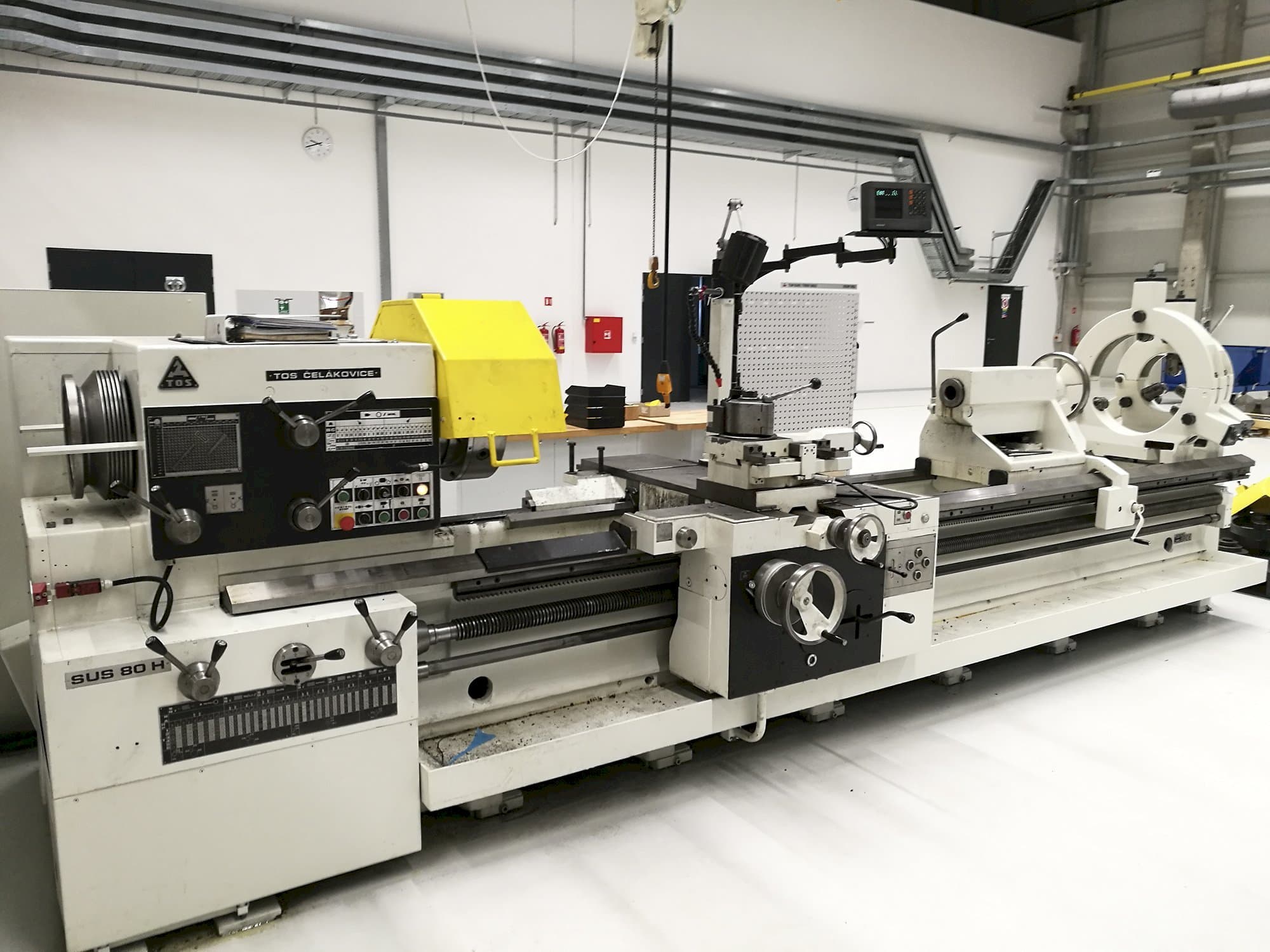 Vooraanzicht van TOS SUS 80H/3500 machine
