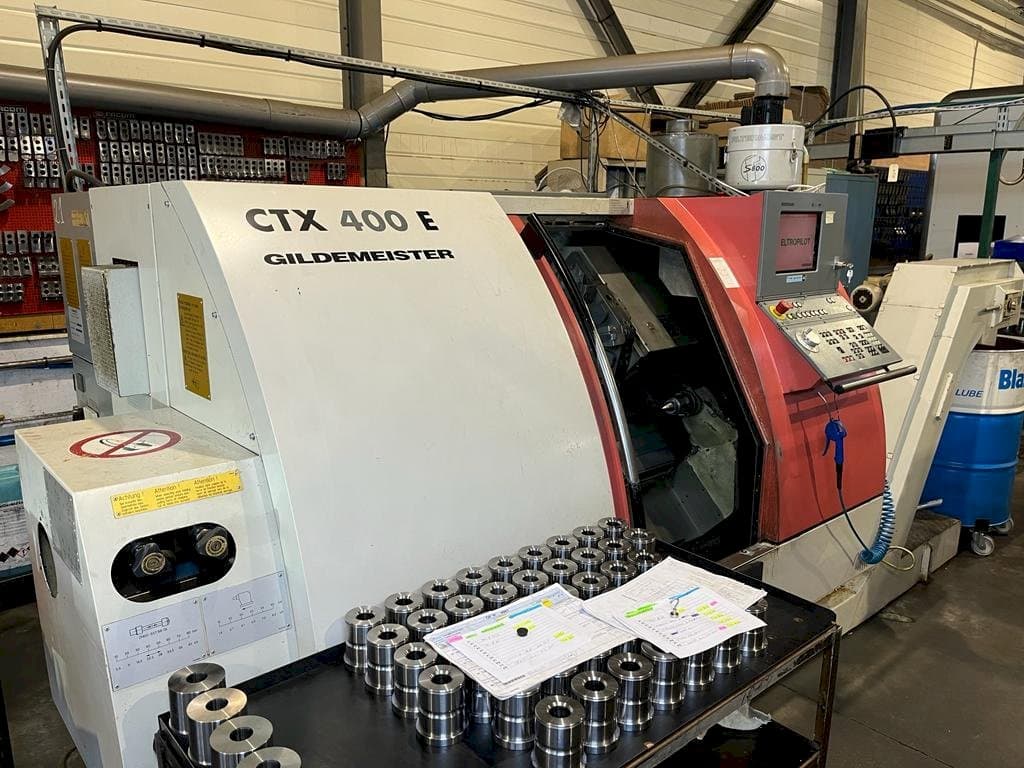 Vooraanzicht van Gildemeister CTX 400 E machine