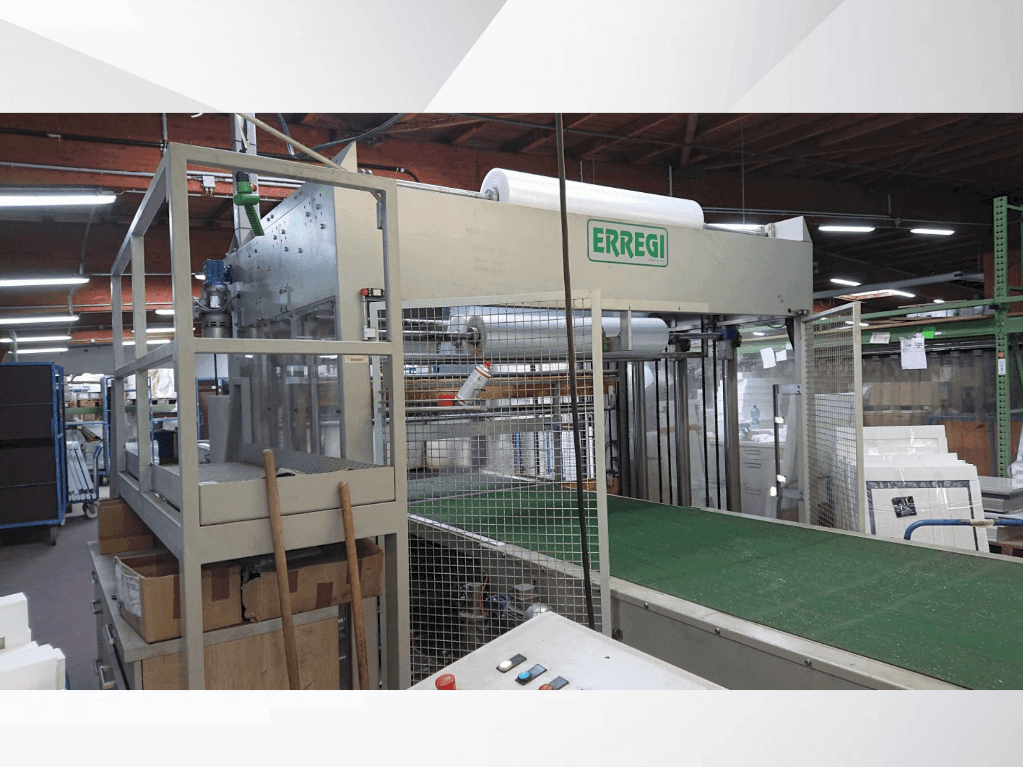 Vooraanzicht van ERREGI LINE ERREGI machine