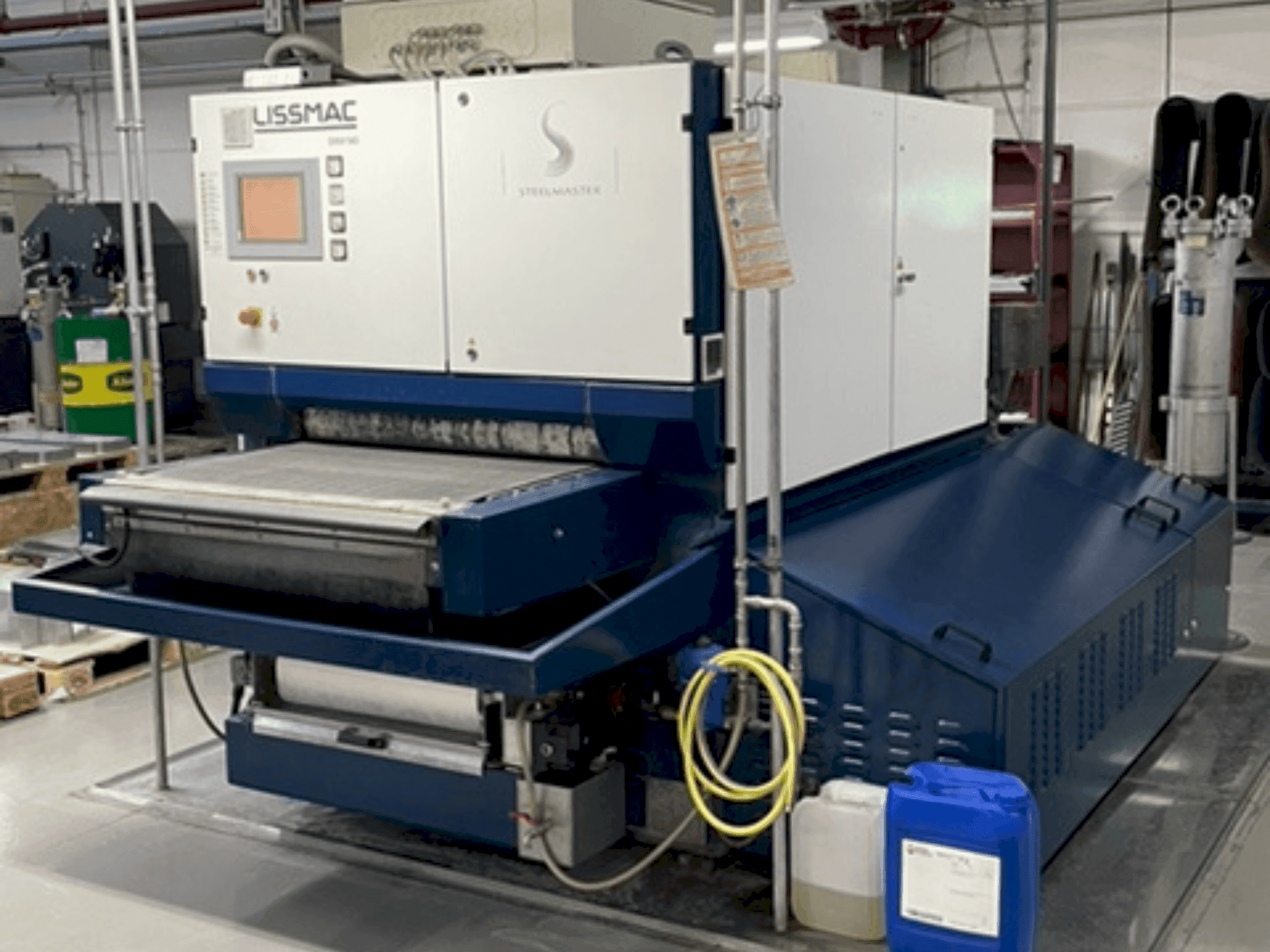 Vooraanzicht  van LISSMAC SMW 543 RTTB  machine