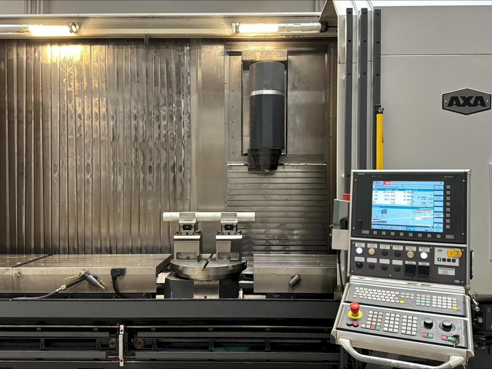 Vooraanzicht van AXA VHC-2 machine