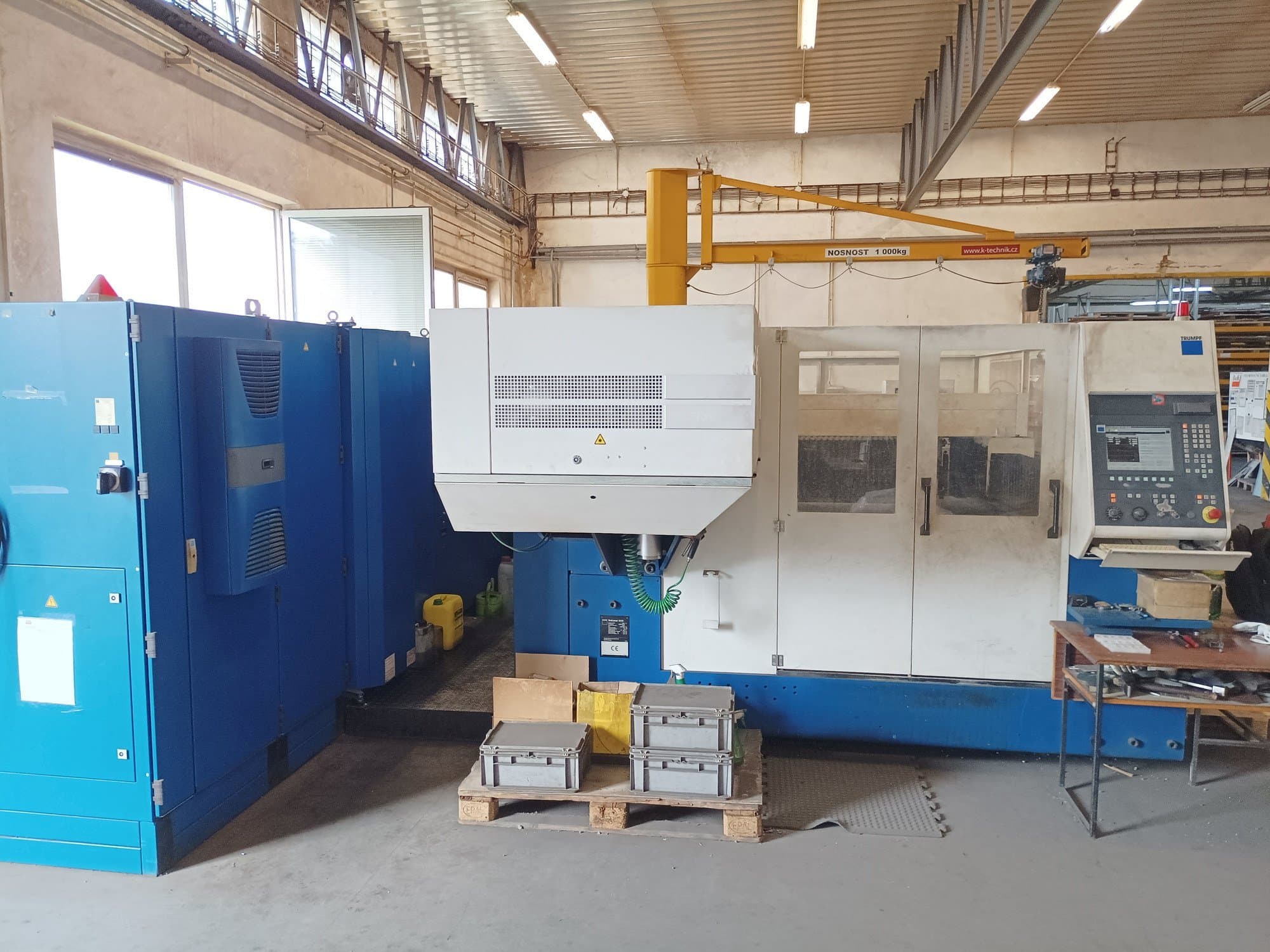 Vooraanzicht  van TRUMPF Trulaser 3030  machine