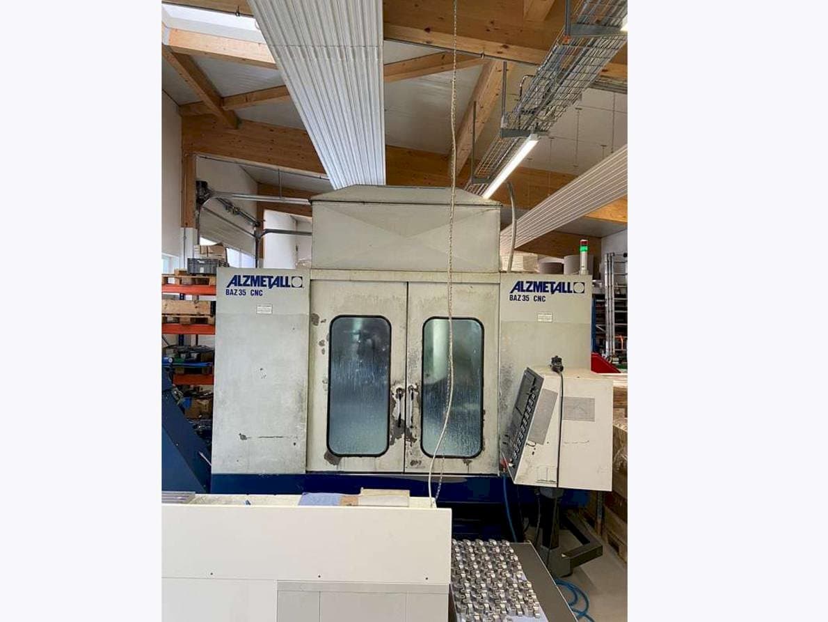 Vooraanzicht  van Alzmetall CNC BAZ 35  machine