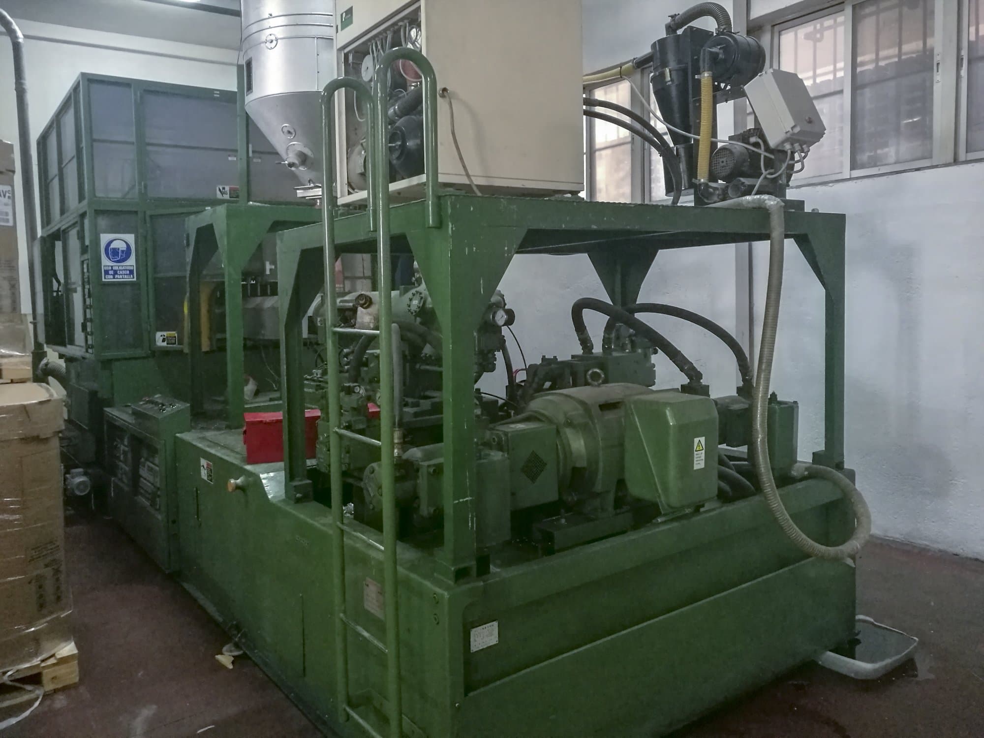 Recht aanzicht van NISSEI ASB 650 NHII machine