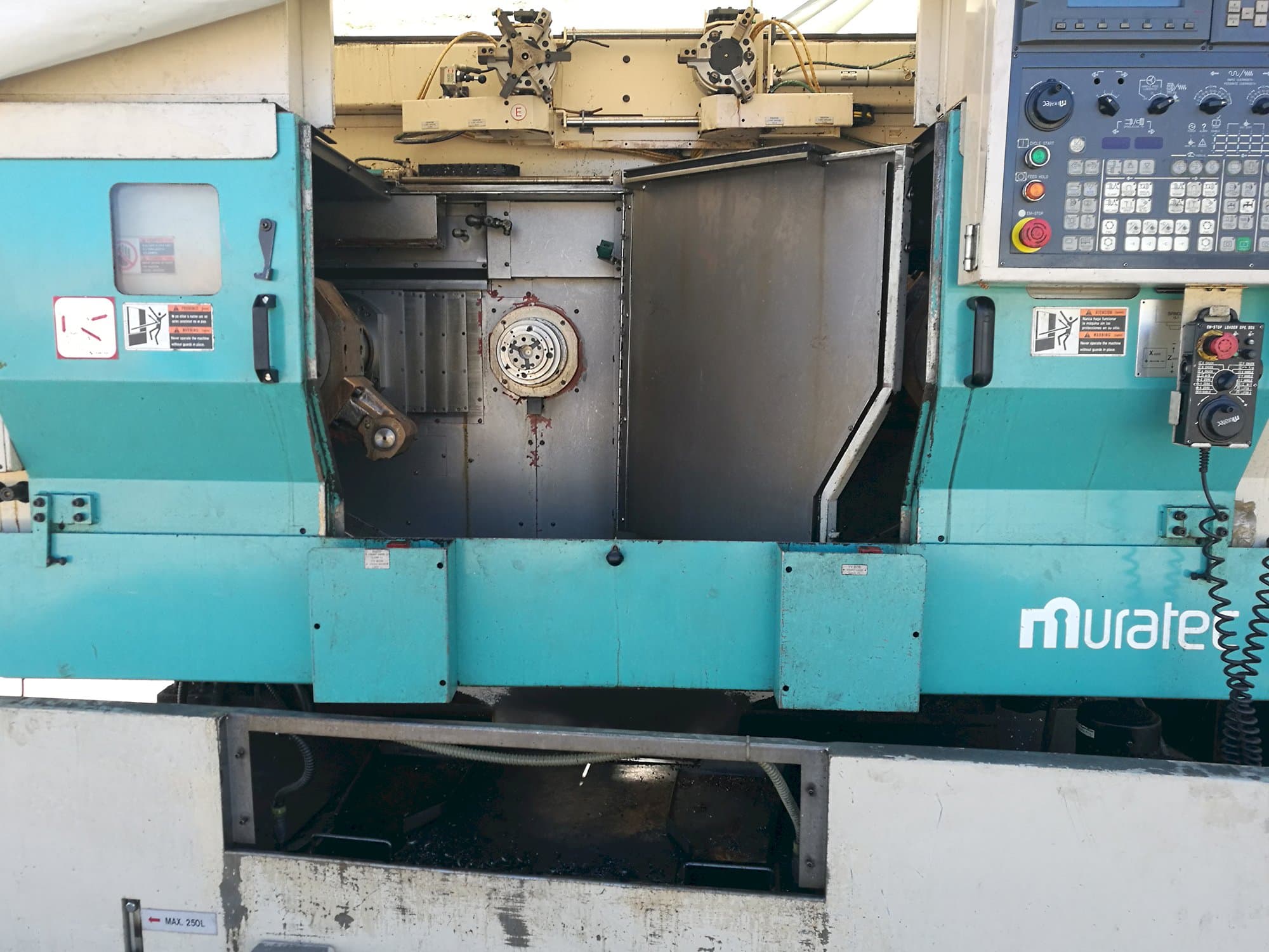 Vooraanzicht van MURATA Muratec MW 200 machine