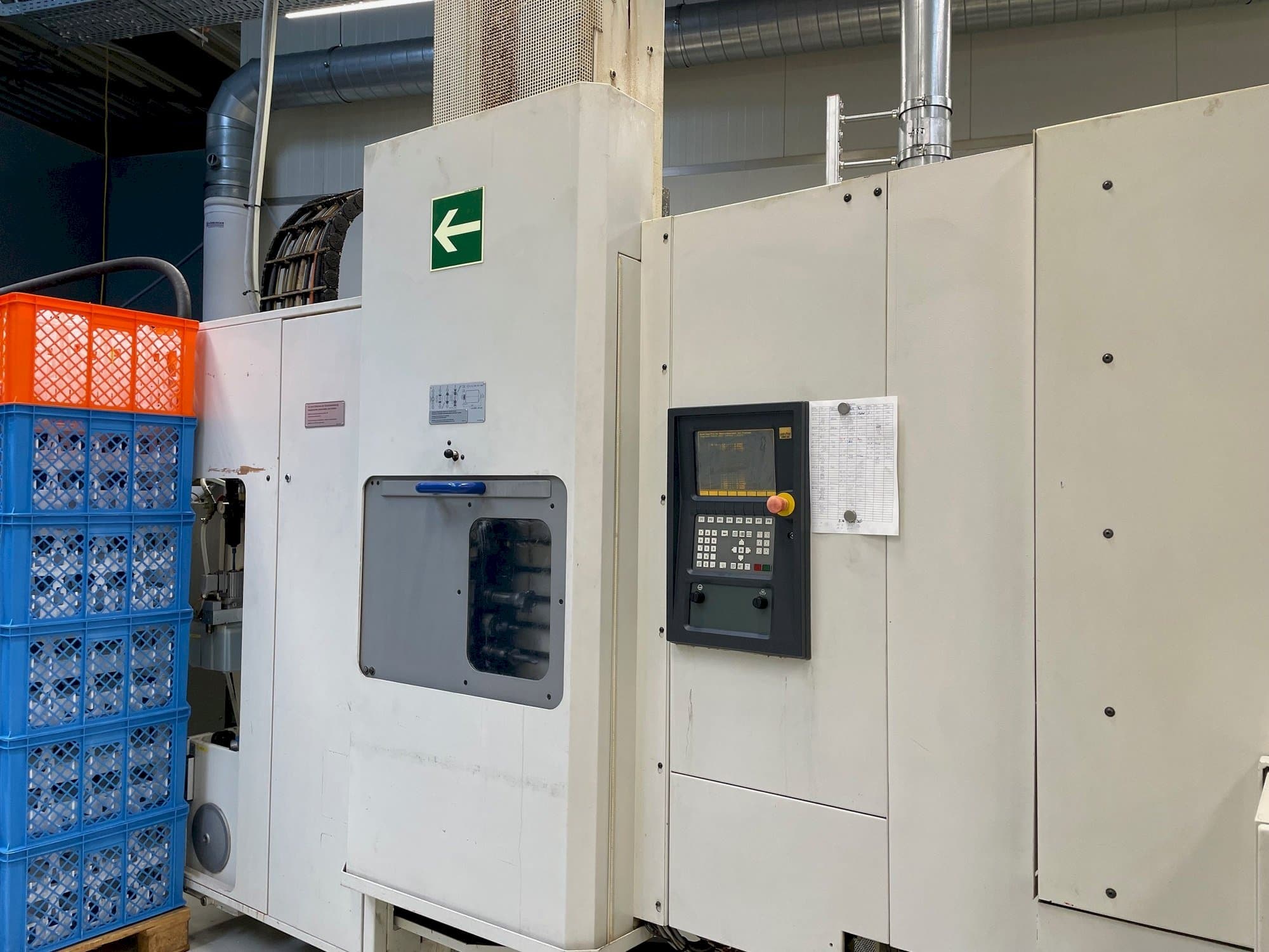 Vooraanzicht van HELLER MC 16 machine
