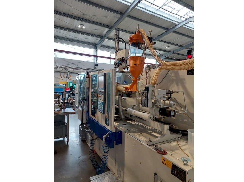 Vooraanzicht  van Krauss Maffei 80-180 CX  machine