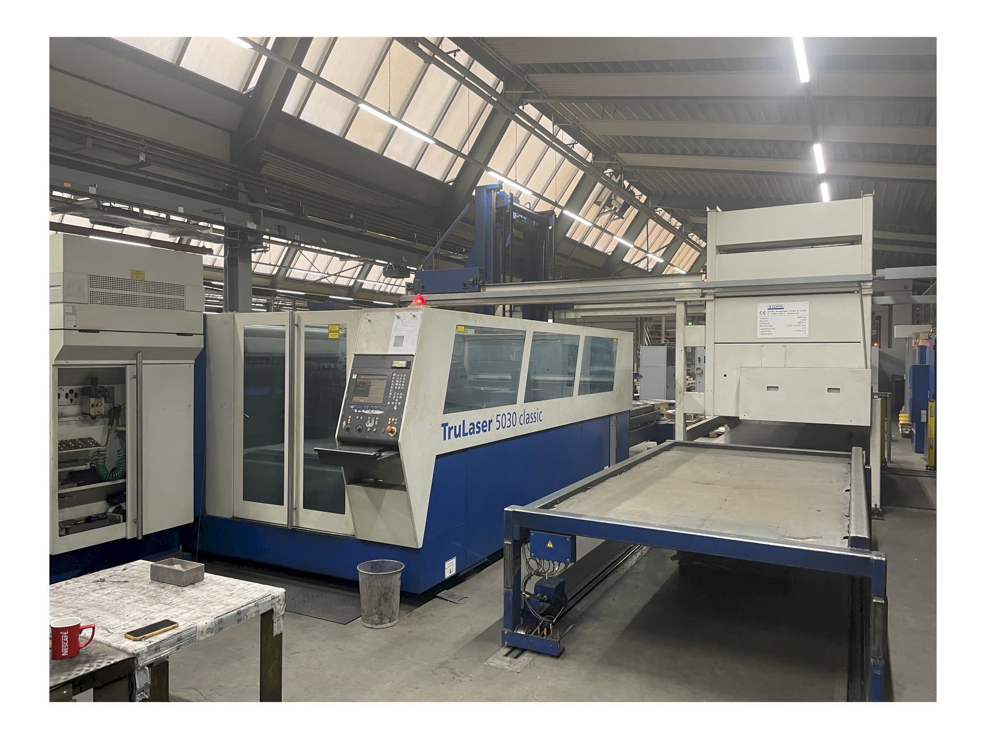 Recht aanzicht van Trumpf L5030 Classic + Pallet Master machine