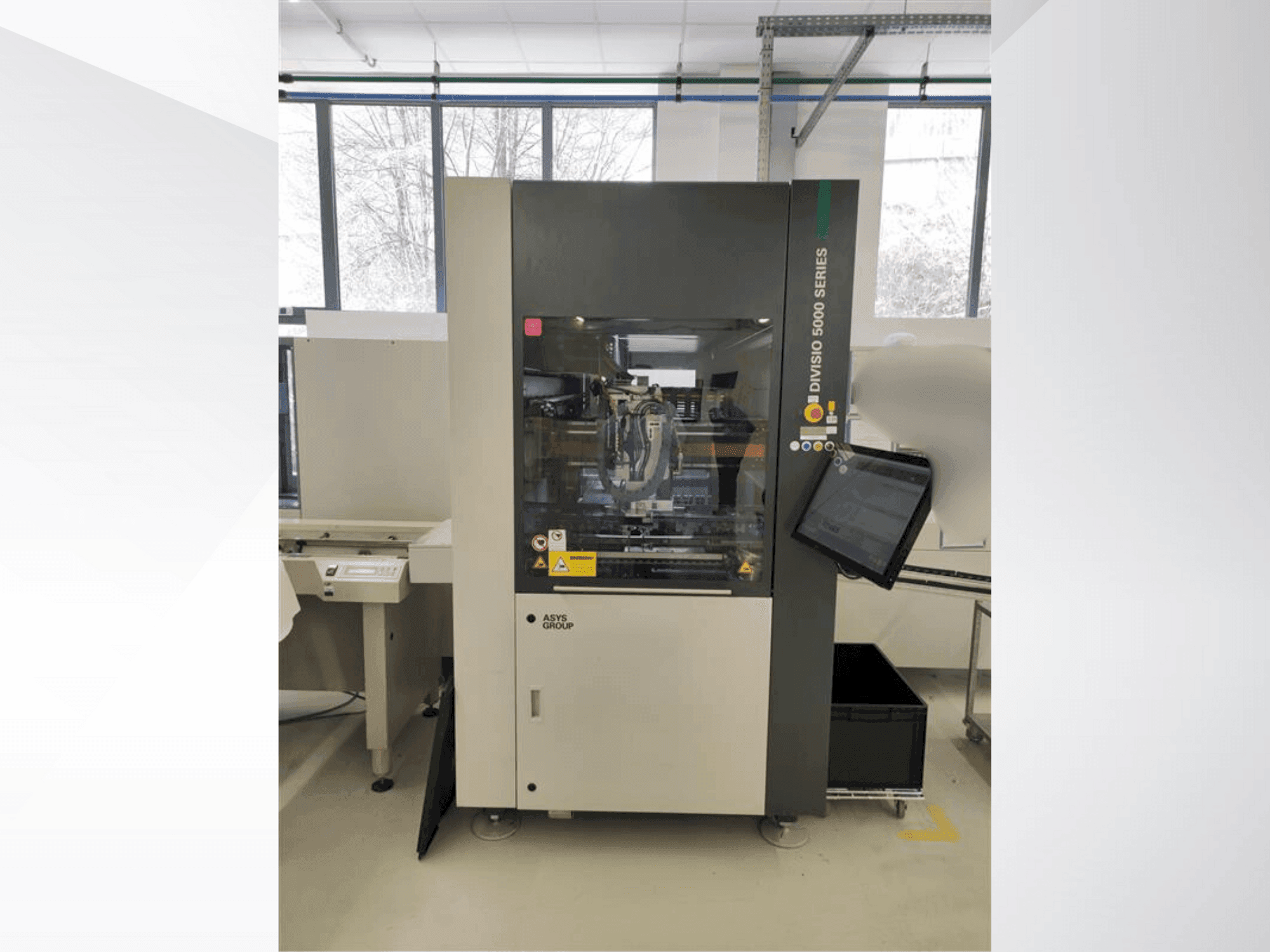 Vooraanzicht van ASYS Divisio 5100 machine