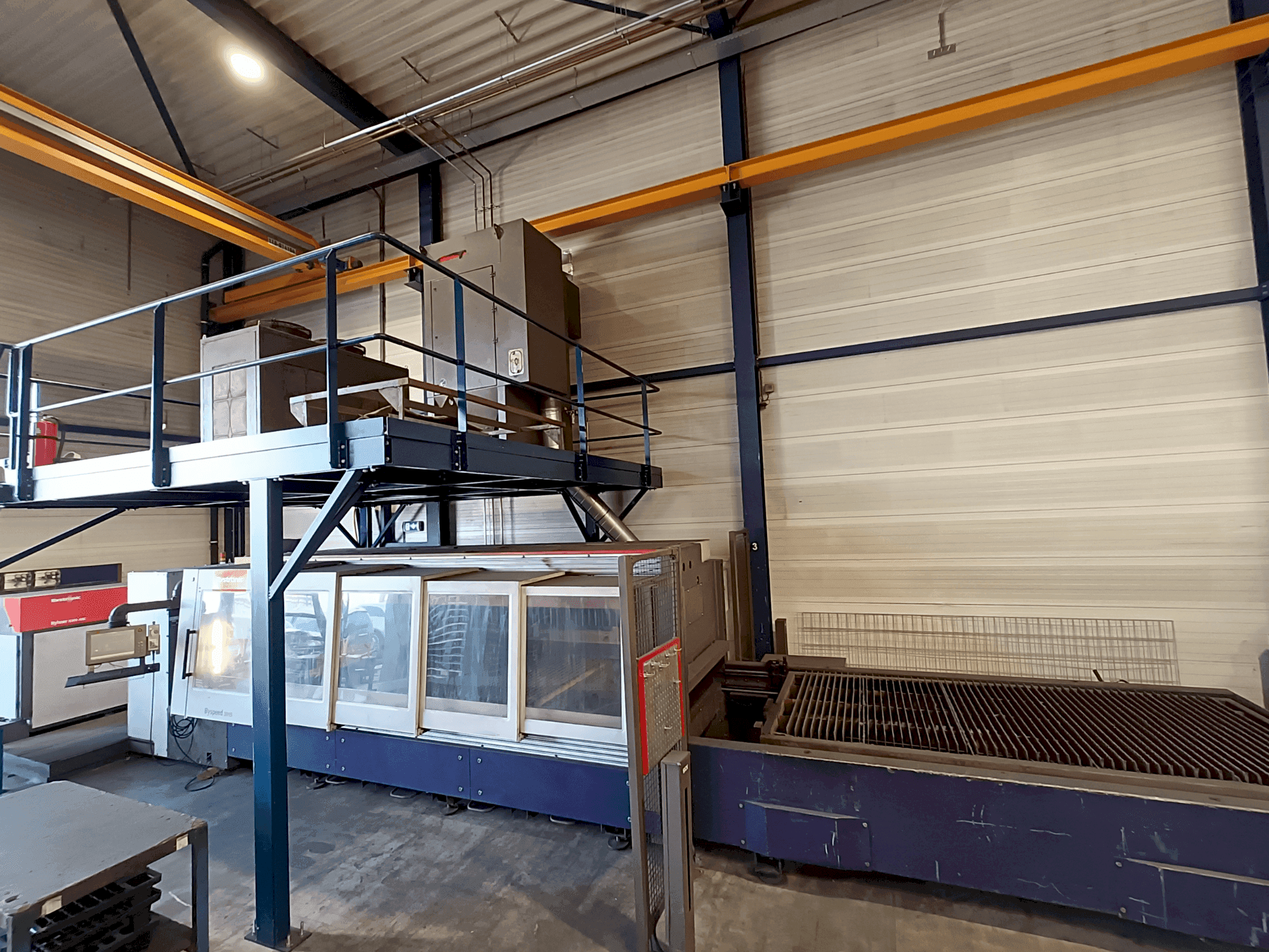 Vooraanzicht van Bystronic BySpeed 3015 machine