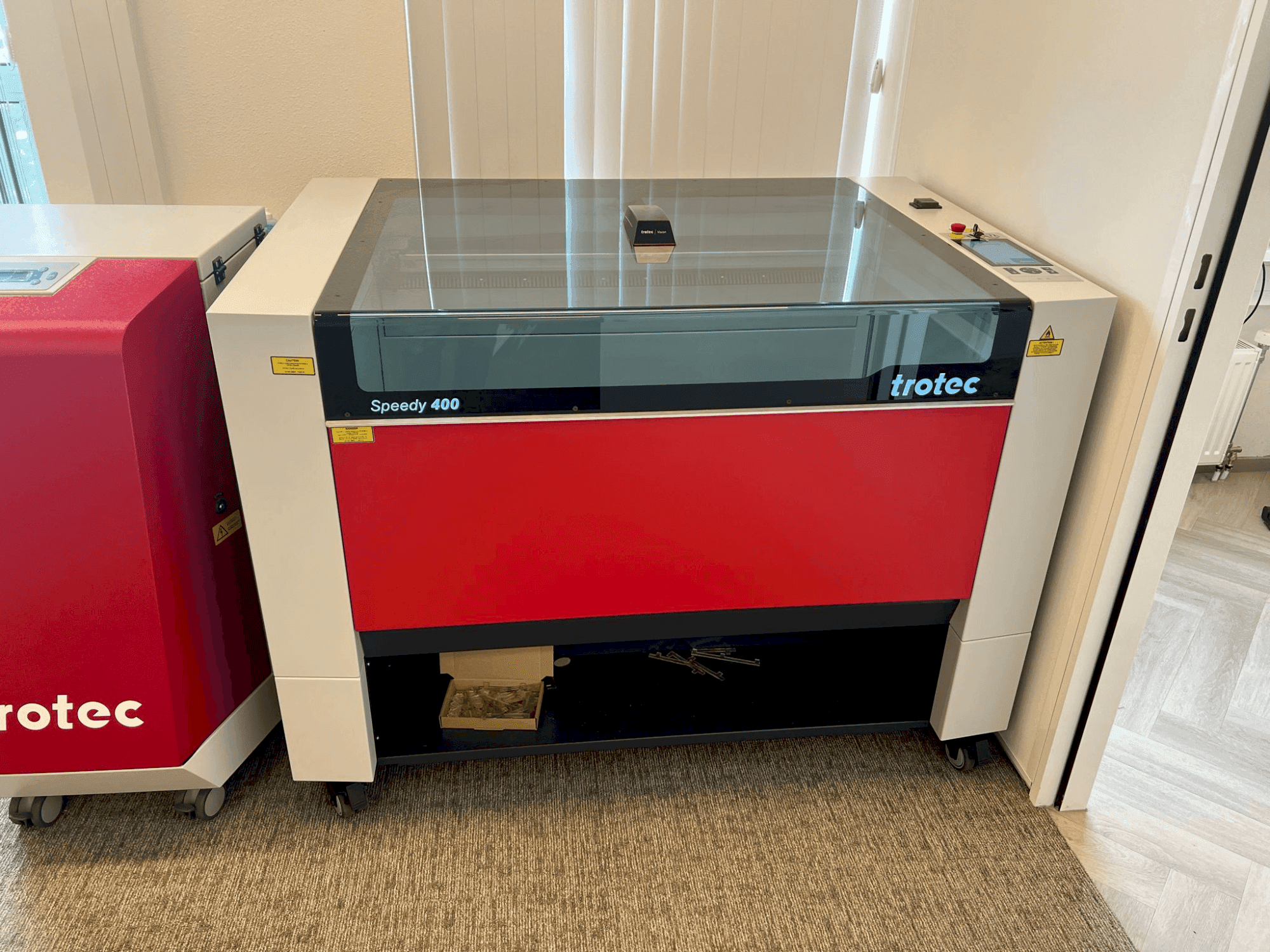 Vooraanzicht  van Trotec Speedy 400  machine