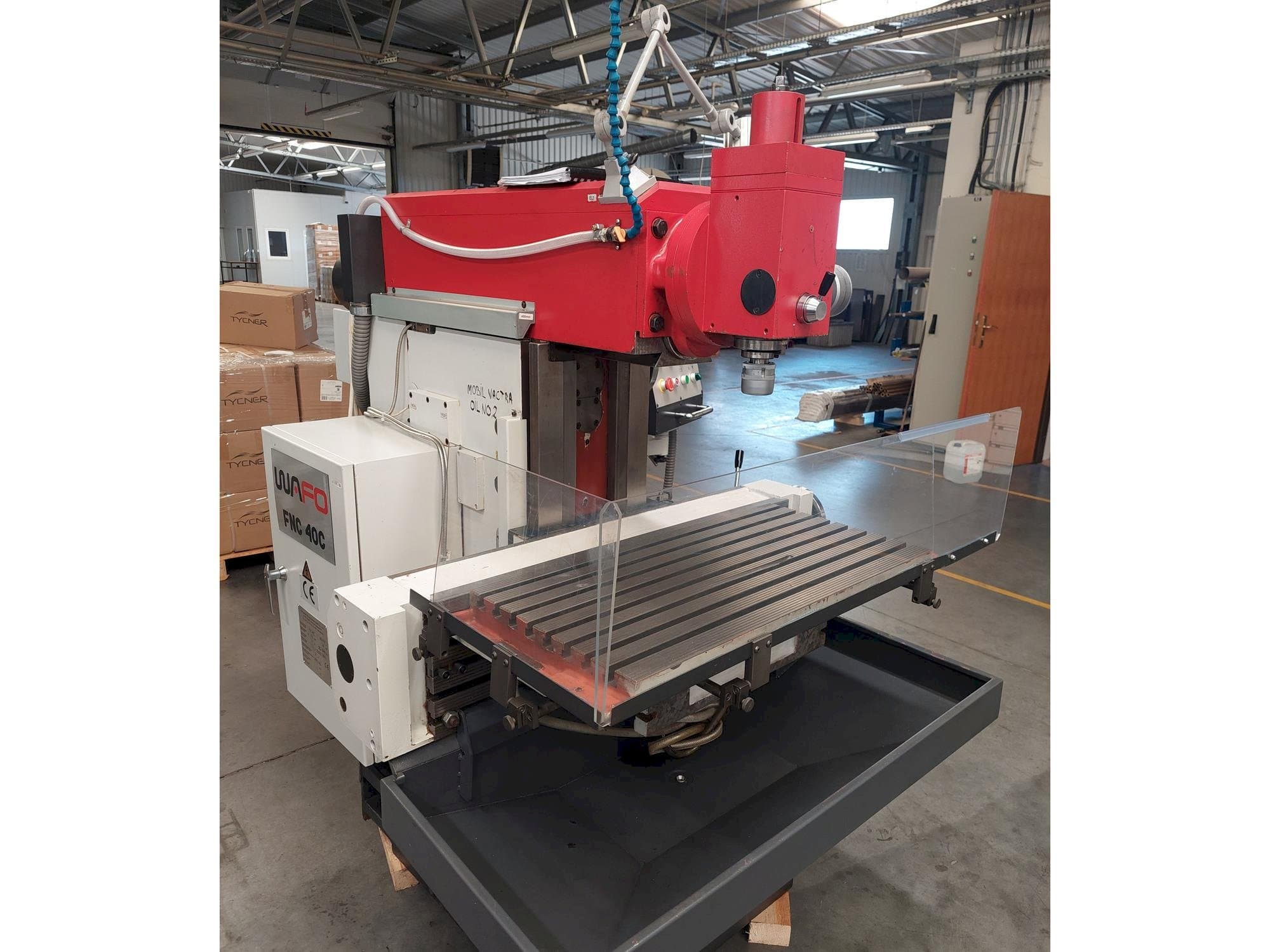 Vooraanzicht van WAFO FNC 40C machine