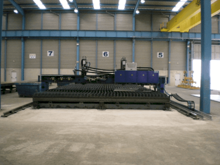 Vooraanzicht  van Messer Omnimat L/7800  machine