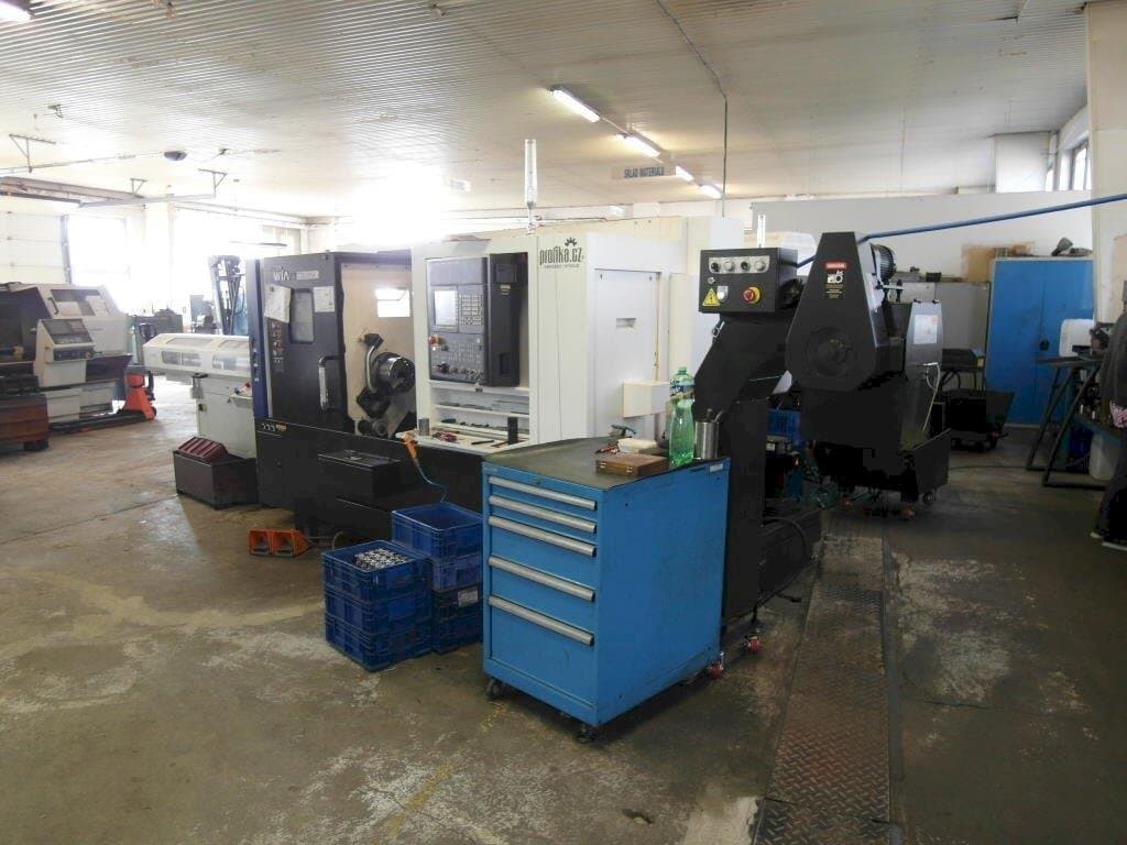 Vooraanzicht van Hyundai Wia L230LMSA machine