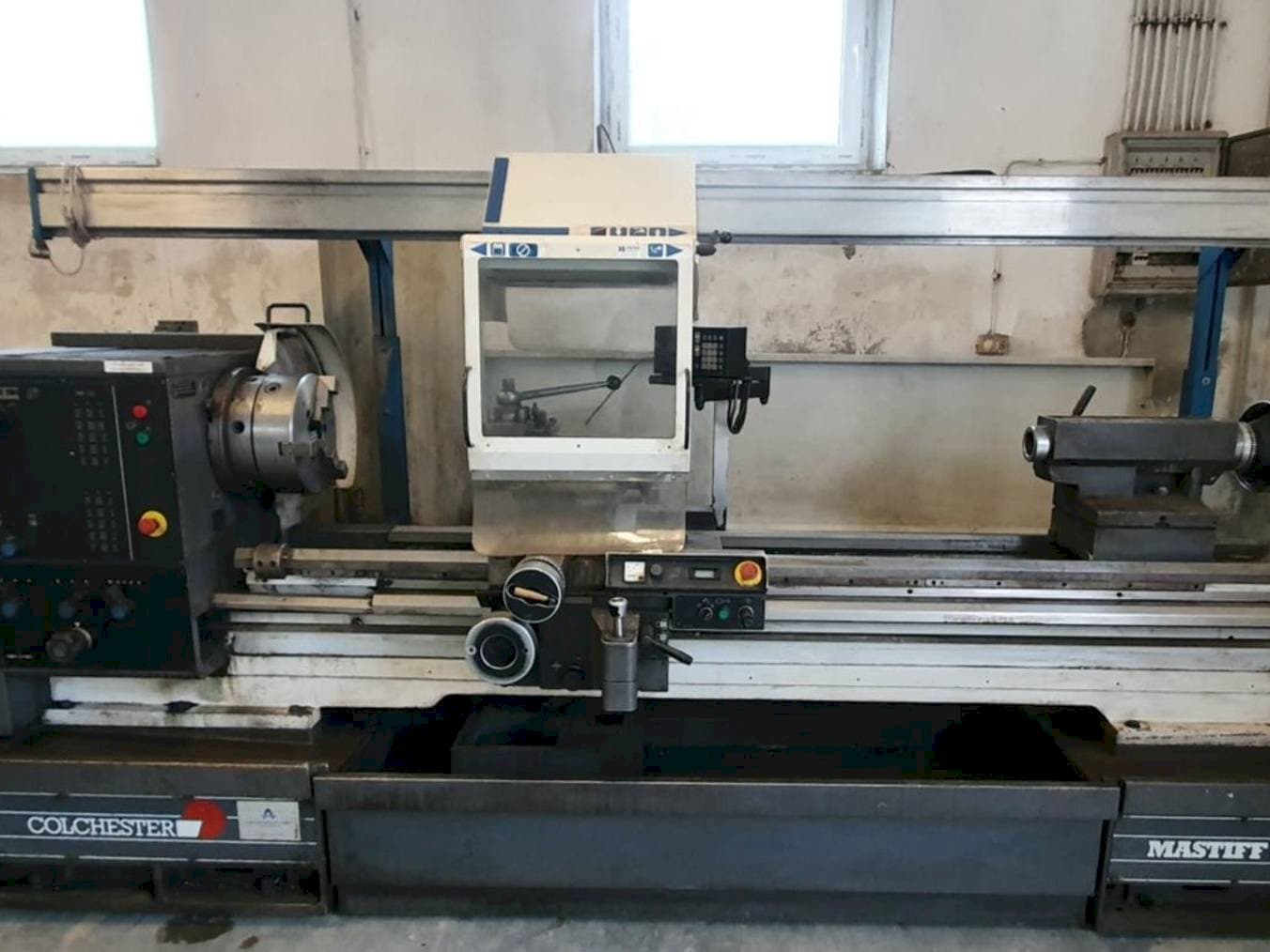 Vooraanzicht van Colchester MASTIFF V/S 1800 machine