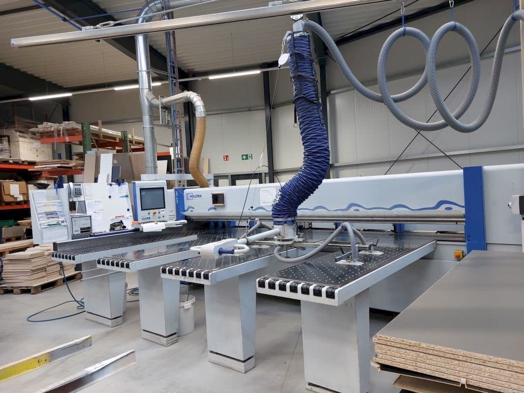 Vooraanzicht  van HOLZMA HPP 380  machine