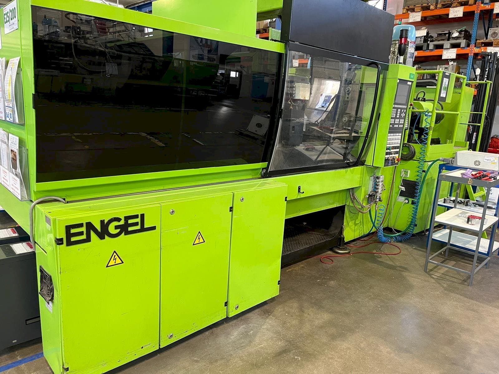 Vooraanzicht van Engel ES 650/150 HL machine