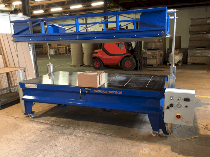 Vooraanzicht  van Columbus VAKUPLUS Vertikal  machine