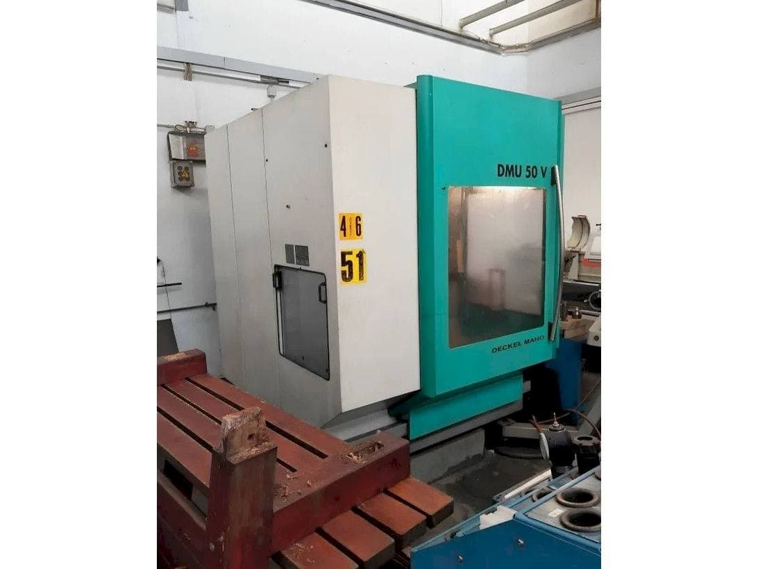 Linkerzijdeaanzicht van DECKEL MAHO DMU 50 V machine