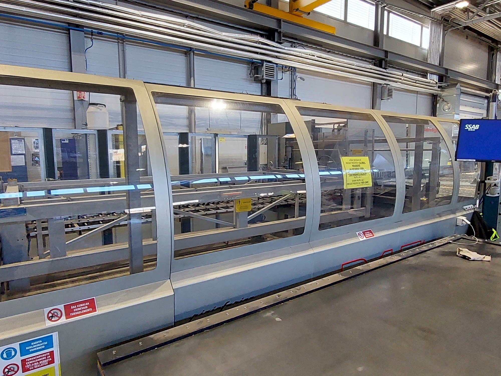 Vooraanzicht van Salvagnini S4 0929 + P4 line machine