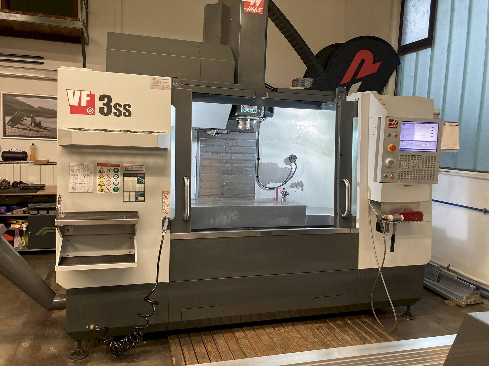 Vooraanzicht van HAAS VF 3 SS machine