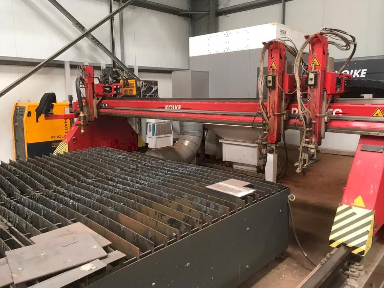 Vooraanzicht van KOIKE Deltatec 4500 machine