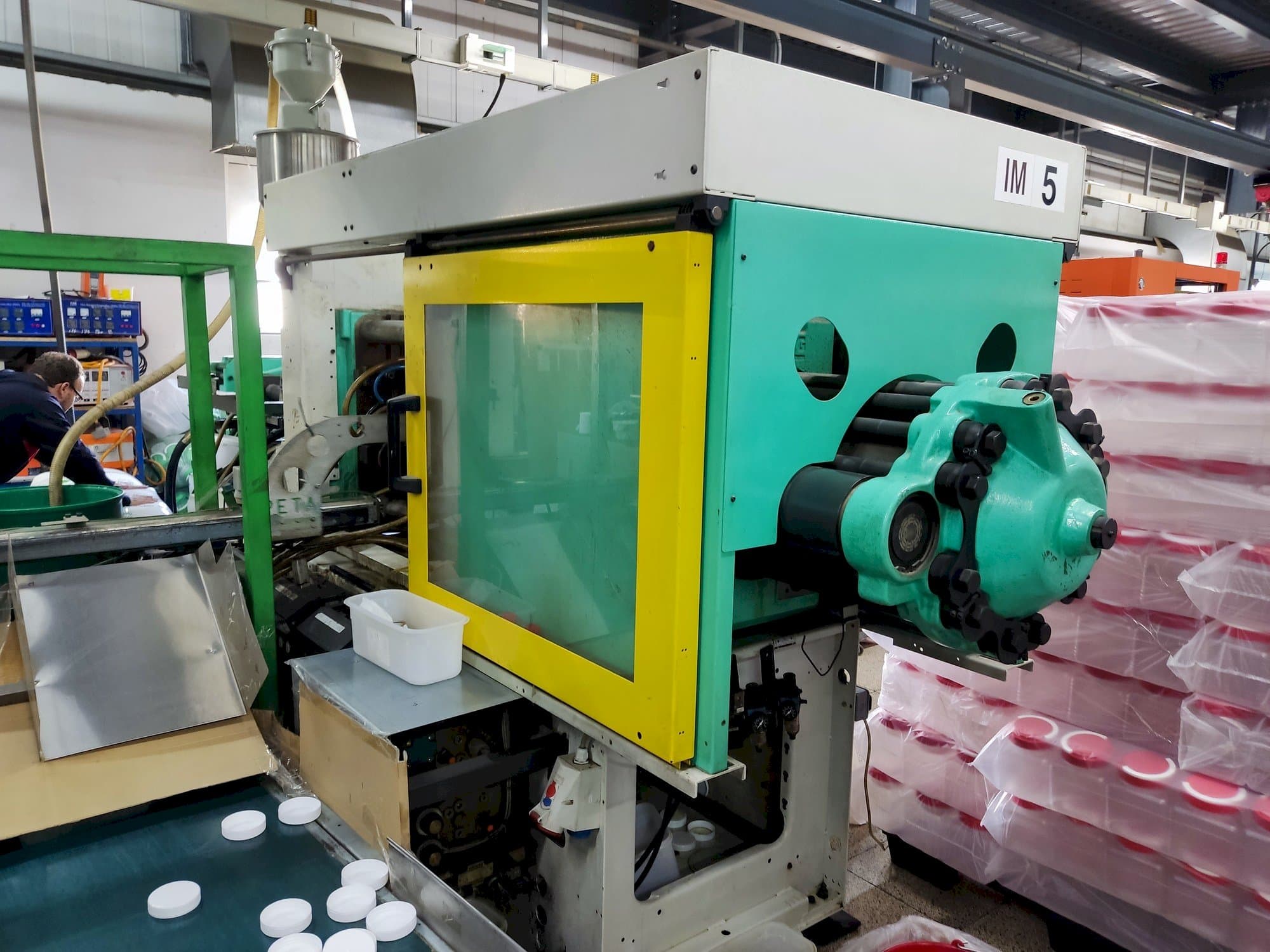 Vooraanzicht van Arburg 470C 1500-675 machine