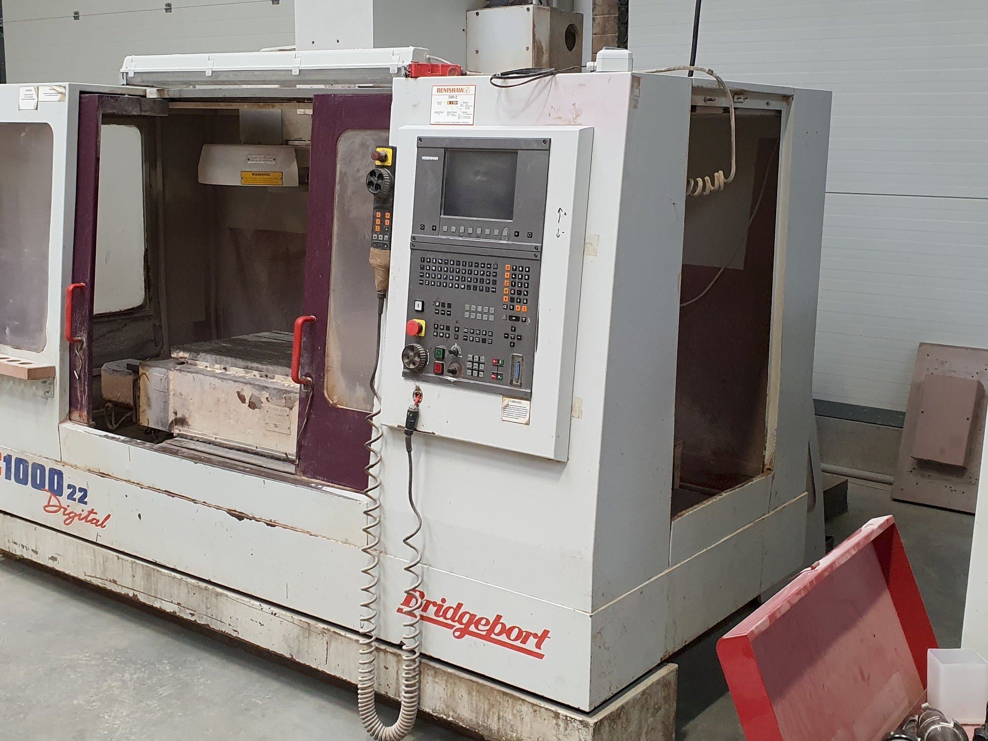 Vooraanzicht van Bridgeport VMC 1000/22 machine