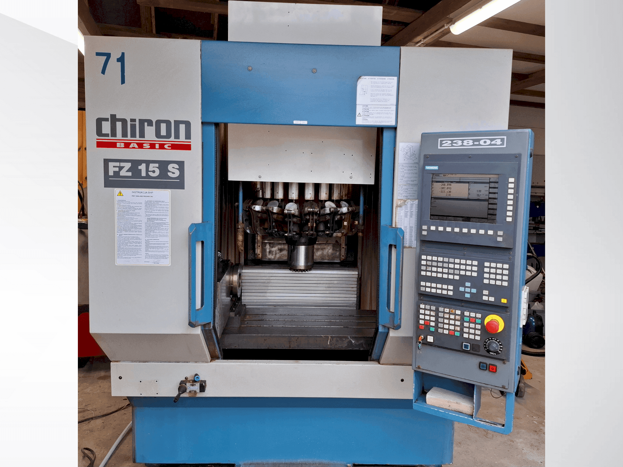 Vooraanzicht  van CHIRON FZ 15 S  machine