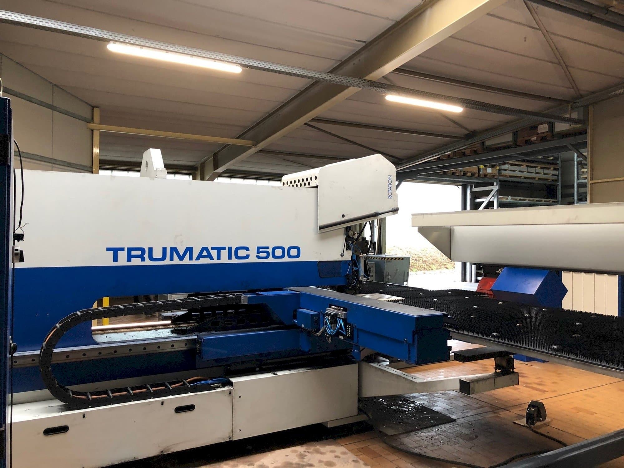 Vooraanzicht  van Trumpf Trumatic 500  machine