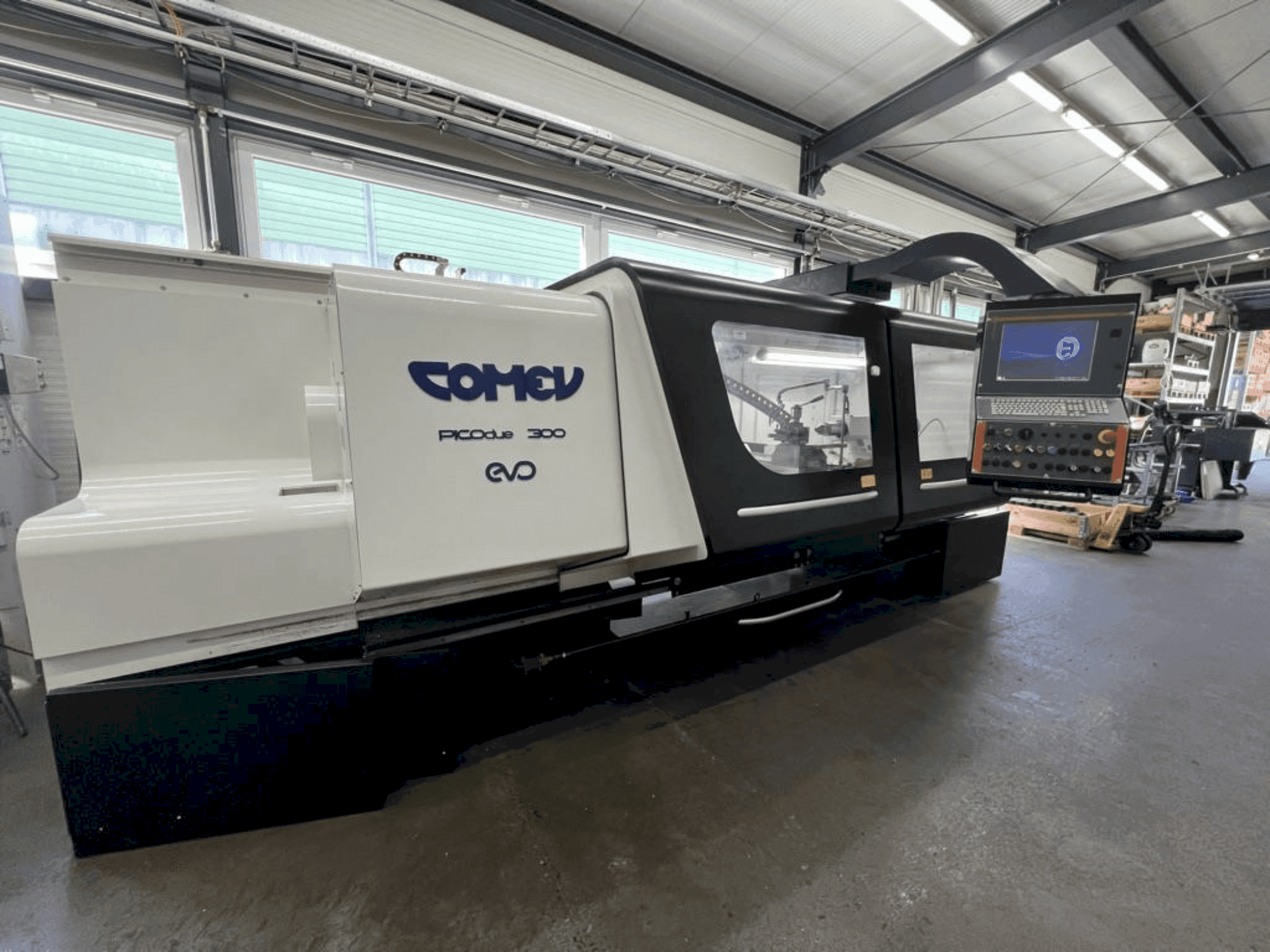 Vooraanzicht van COMEV PICOdue 300 EVO machine