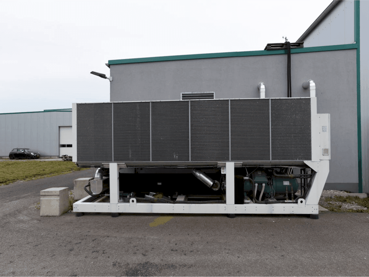 Vooraanzicht van Mitsubishi Electric Glider Evo CLA 660 machine