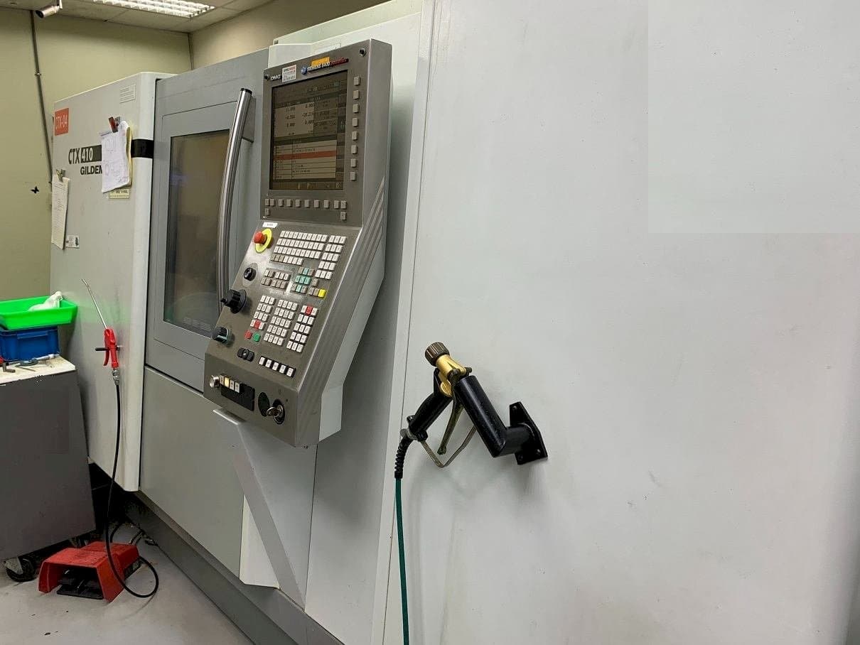 Vooraanzicht van Gildemeister CTX 410V6 machine